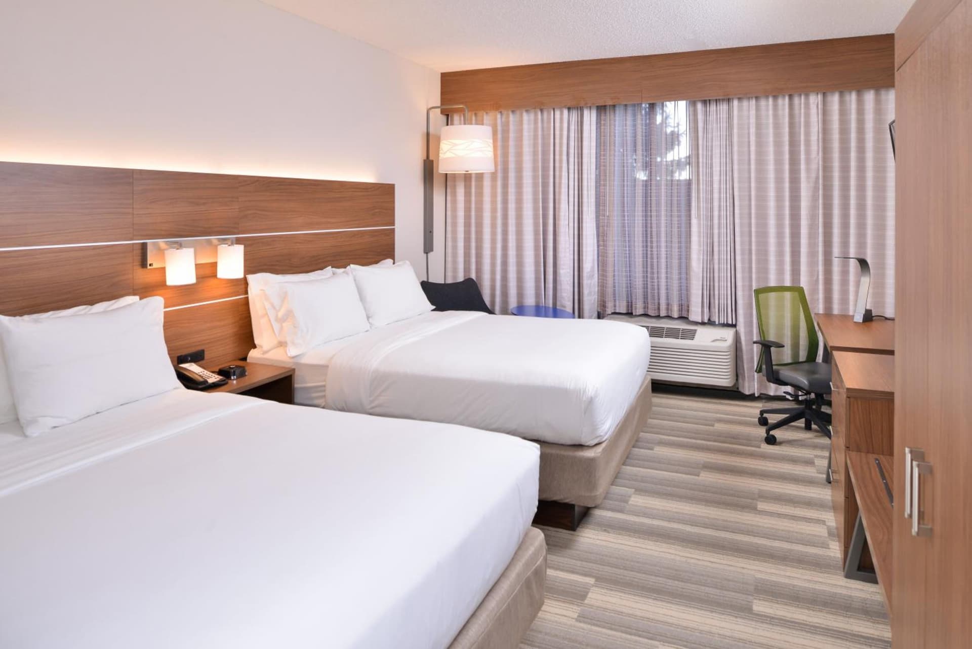 Holiday Inn Express & Suites Indianapolis Dtn-Conv Ctr Area by IHG gallery photo in Indianapolis, IN — image 40