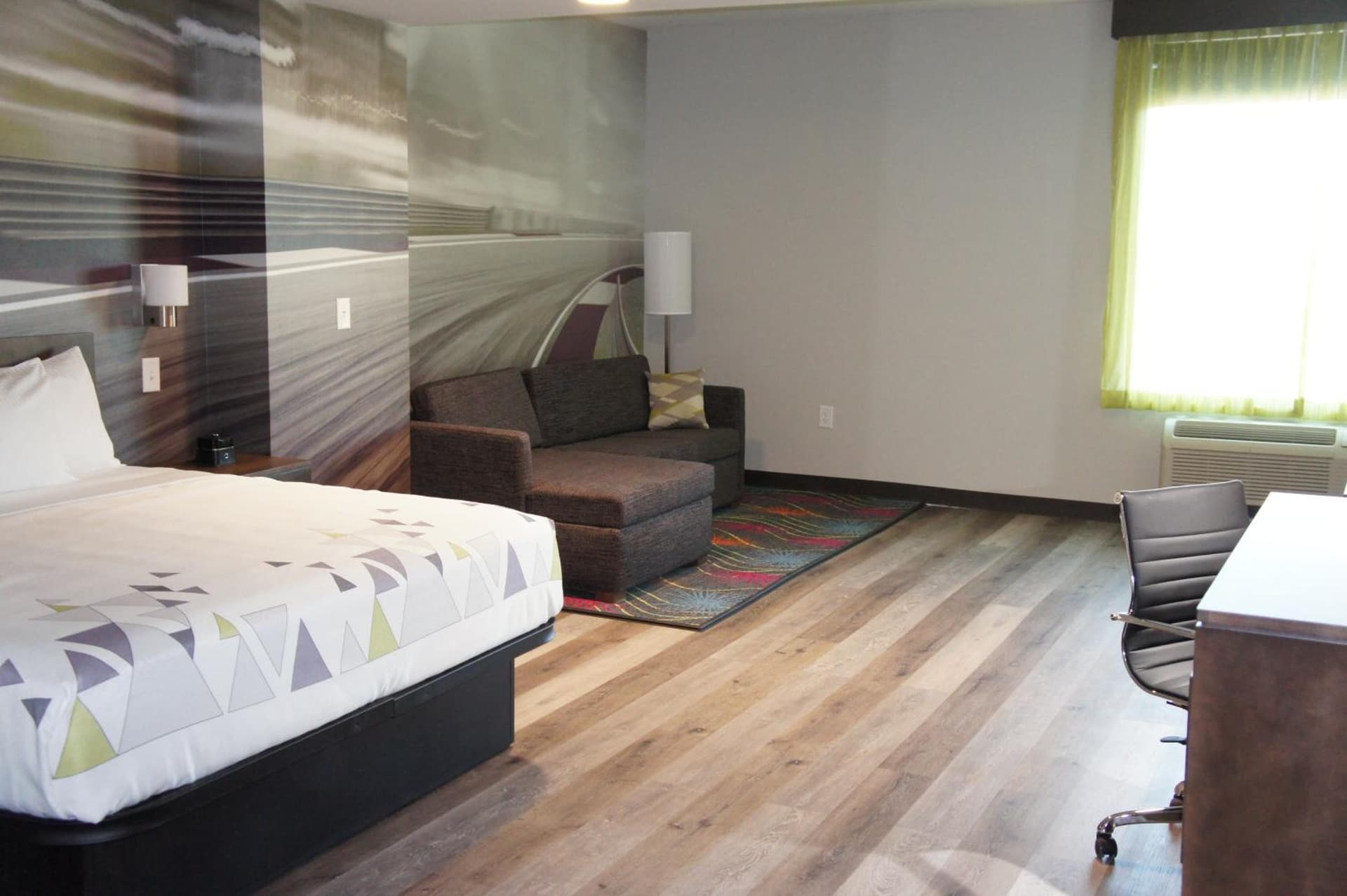 La Quinta Inn & Suites by Wyndham Braselton gallery photo in Braselton, GA — image 66