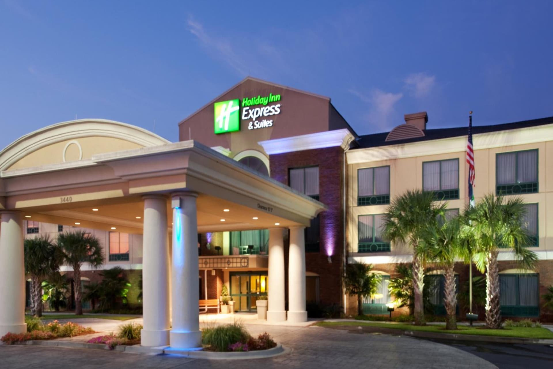 Holiday Inn Express & Suites Florence I-95 & I-20 Civic Ctr by IHG featured exterior or lobby in Florence, SC — similar hotel