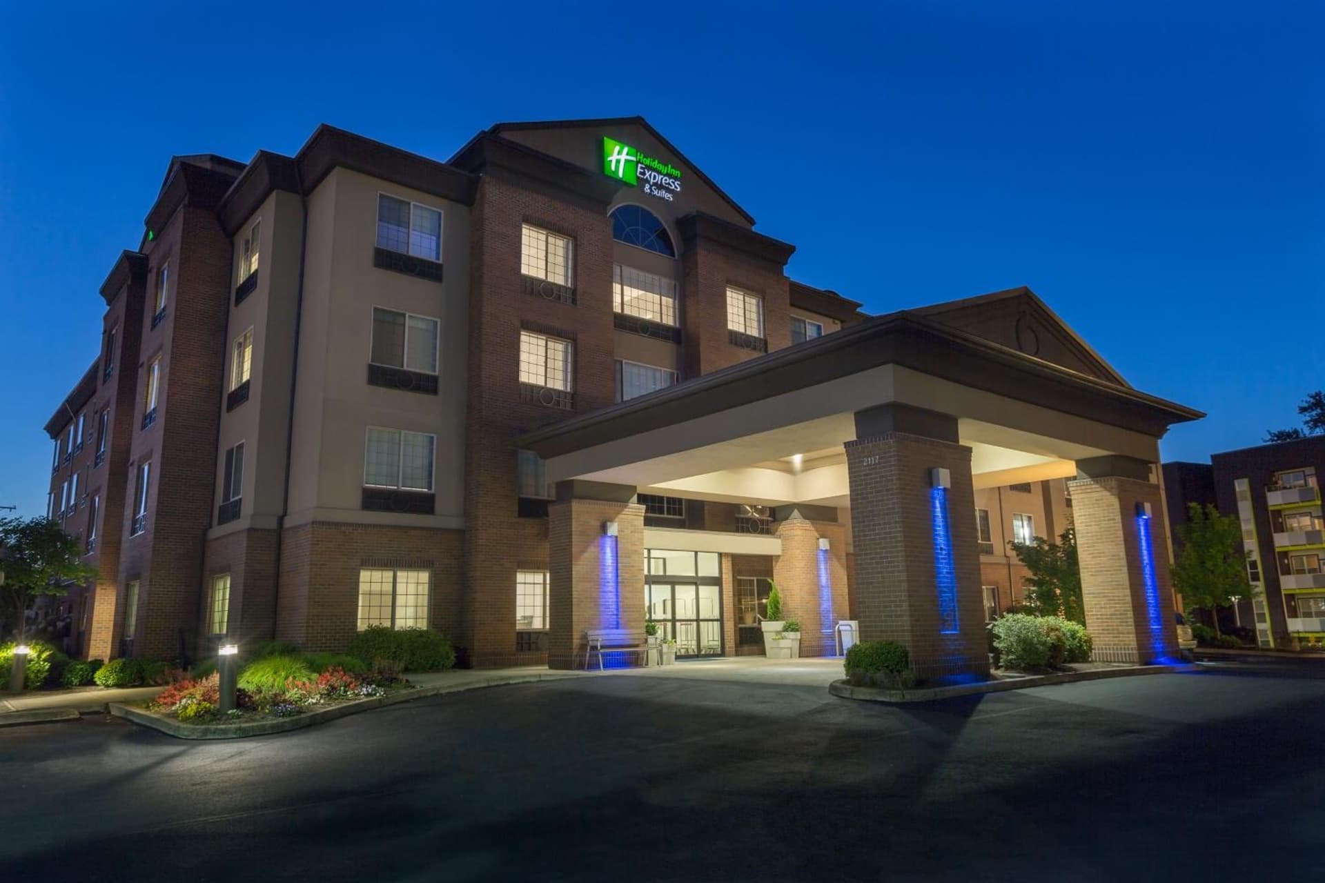 Holiday Inn Express Hotel & Suites Eugene Downtown - University by IHG property views in Eugene, OR — gallery photo 3