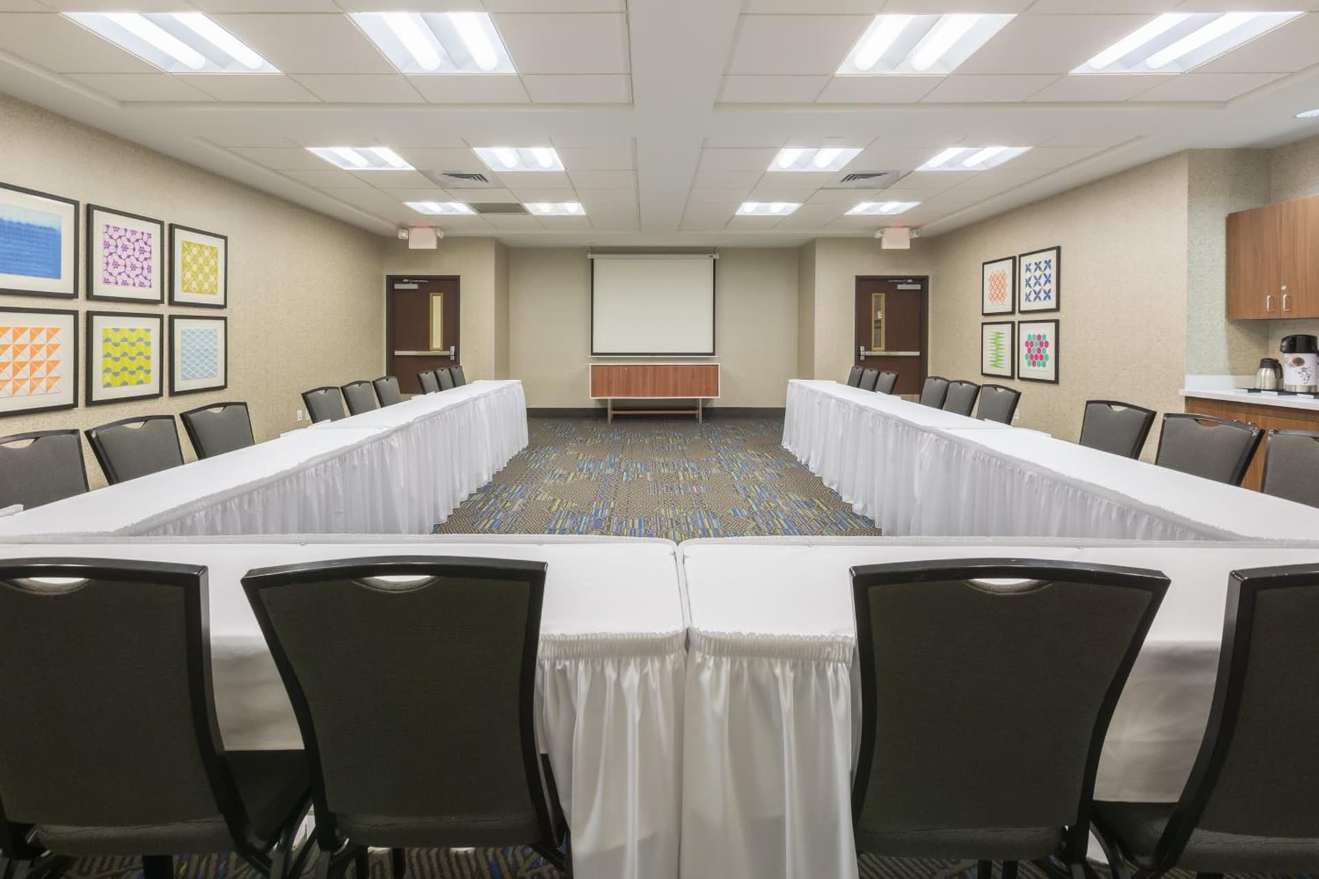 Holiday Inn Express Hotel & Suites Eugene Downtown - University by IHG gallery photo in Eugene, OR — image 48
