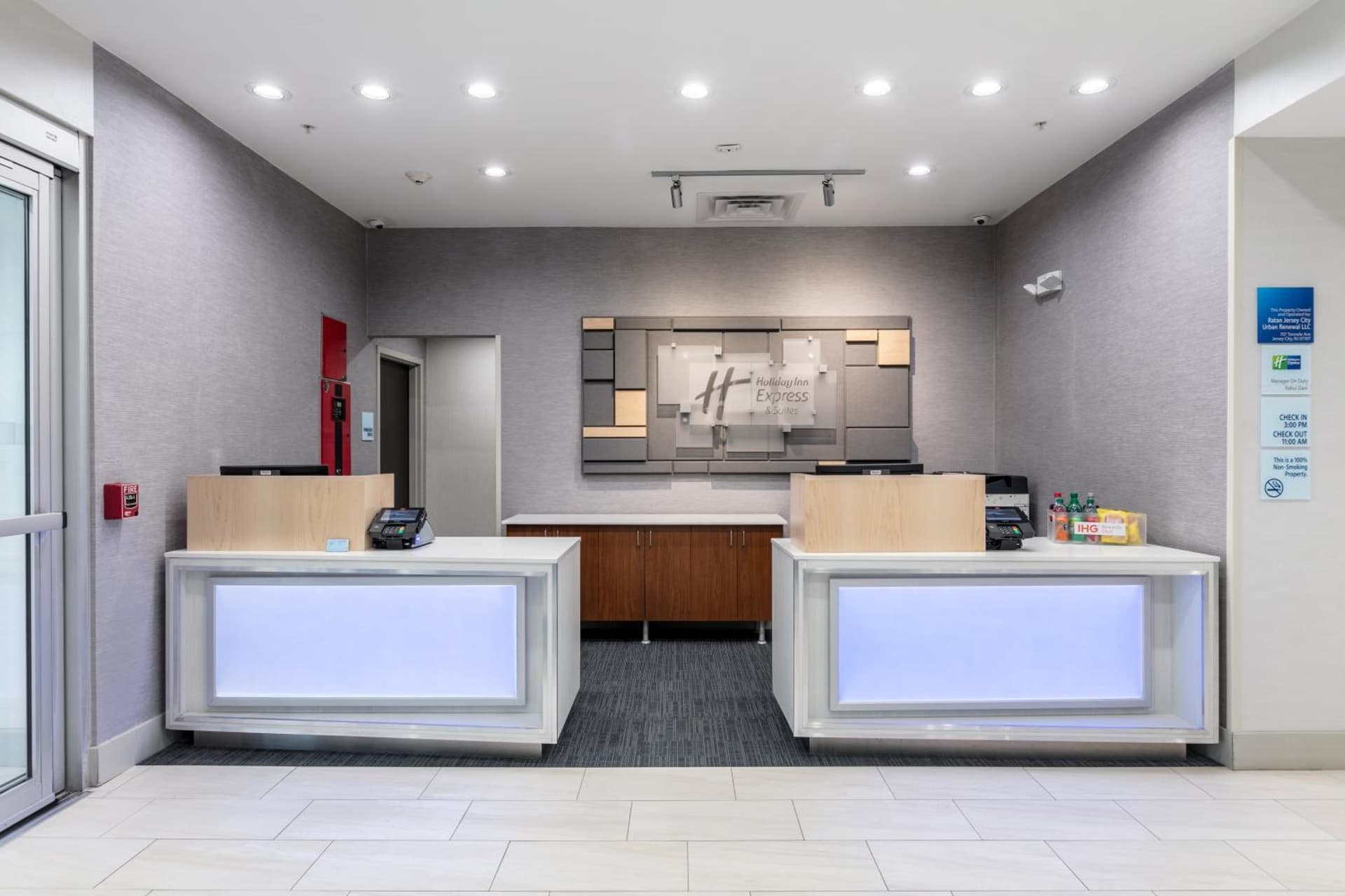Holiday Inn Express & Suites Jersey City North - Hoboken by IHG gallery photo in Jersey City, NJ — image 26