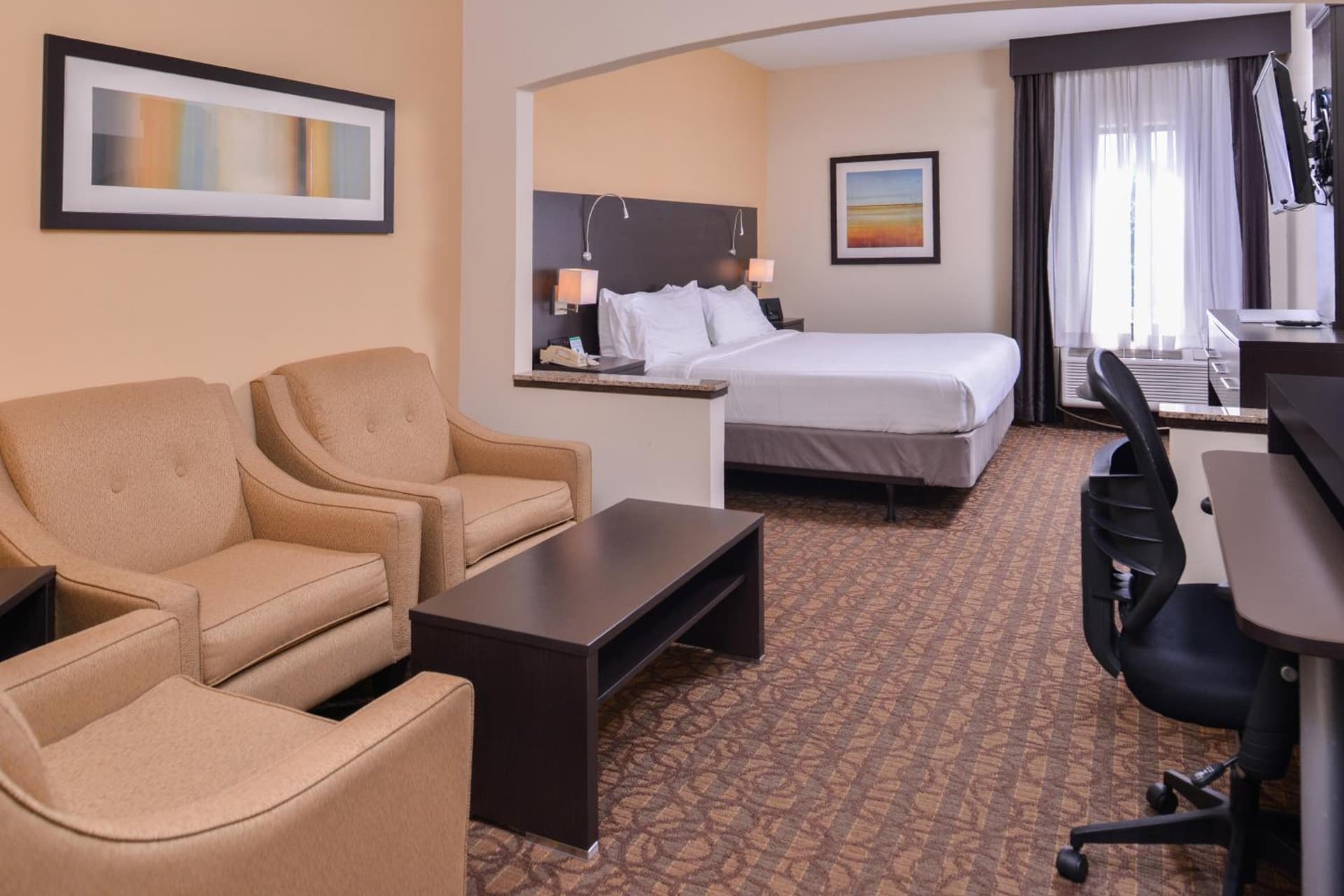 Holiday Inn Express & Suites Topeka West I-70 Wanamaker by IHG gallery photo in Topeka, KS — image 22