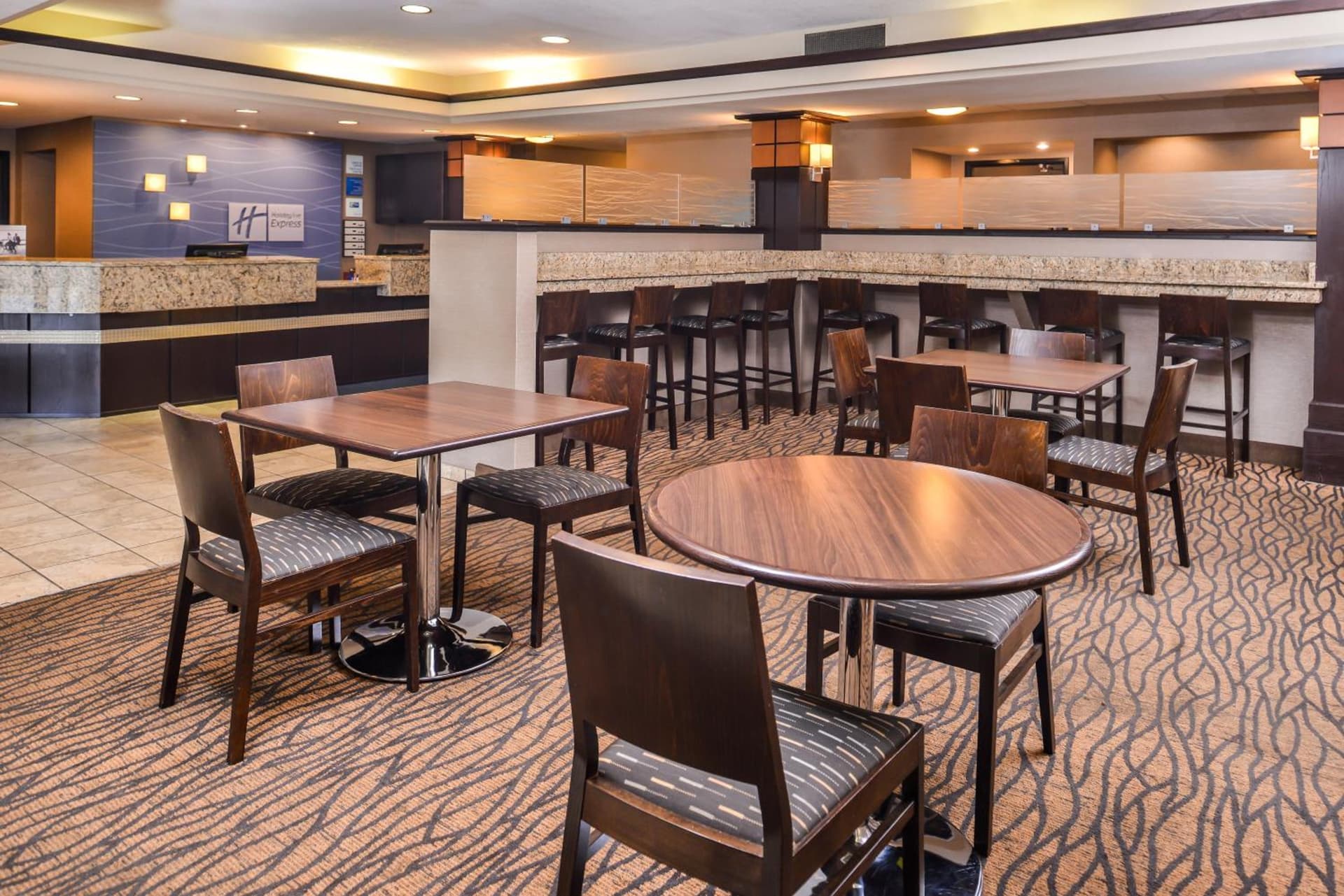 Holiday Inn Express & Suites Topeka West I-70 Wanamaker by IHG gallery photo in Topeka, KS — image 29