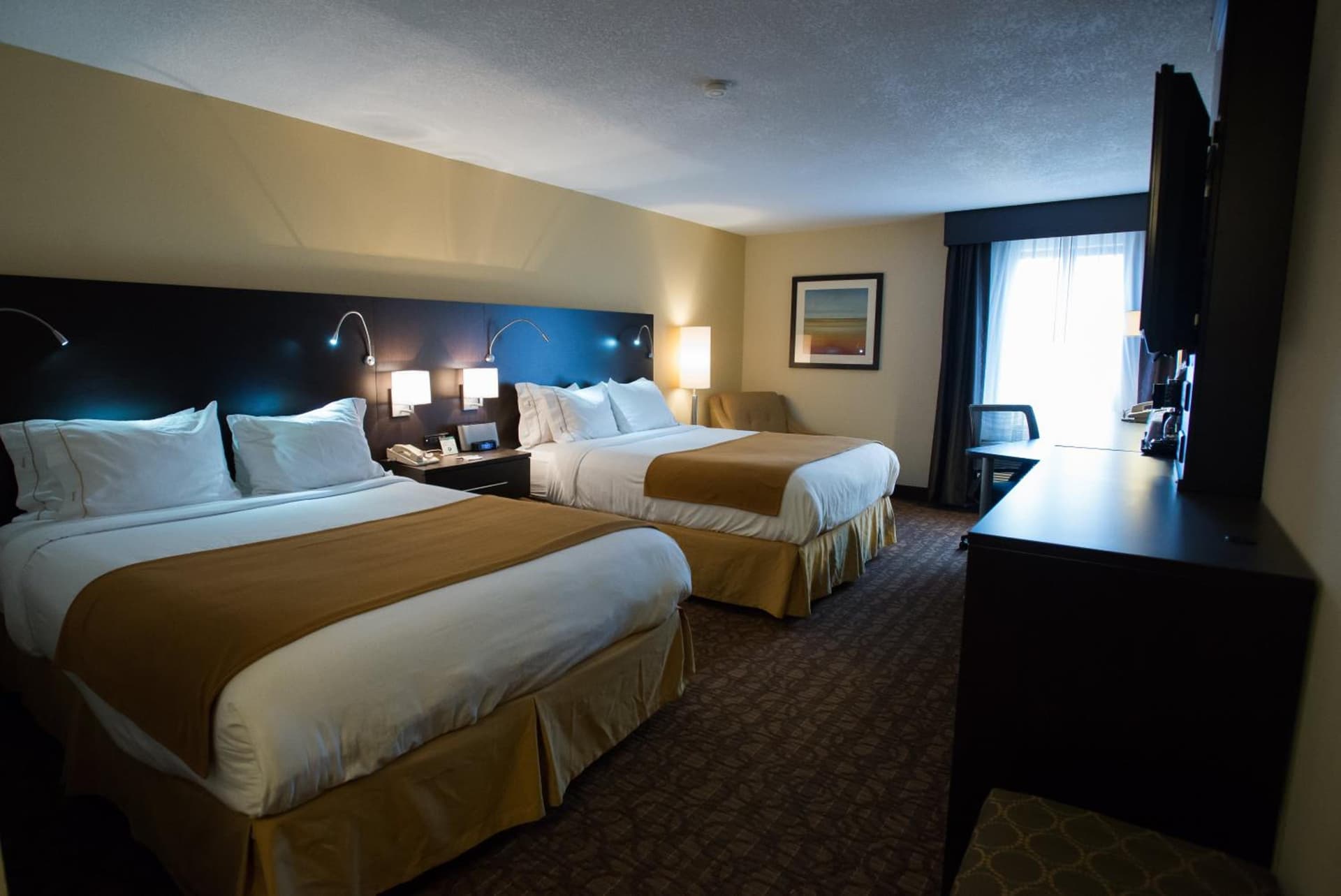 Holiday Inn Express & Suites Topeka West I-70 Wanamaker by IHG gallery photo in Topeka, KS — image 8