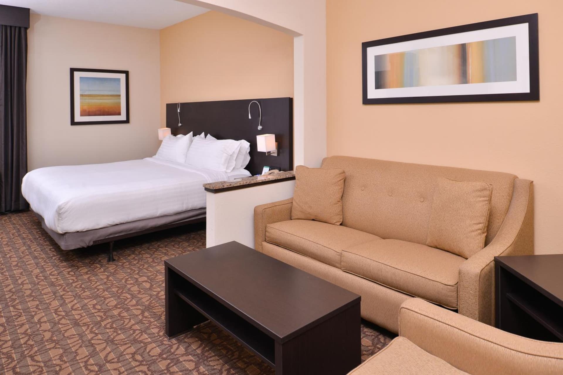 Holiday Inn Express & Suites Topeka West I-70 Wanamaker by IHG gallery photo in Topeka, KS — image 58