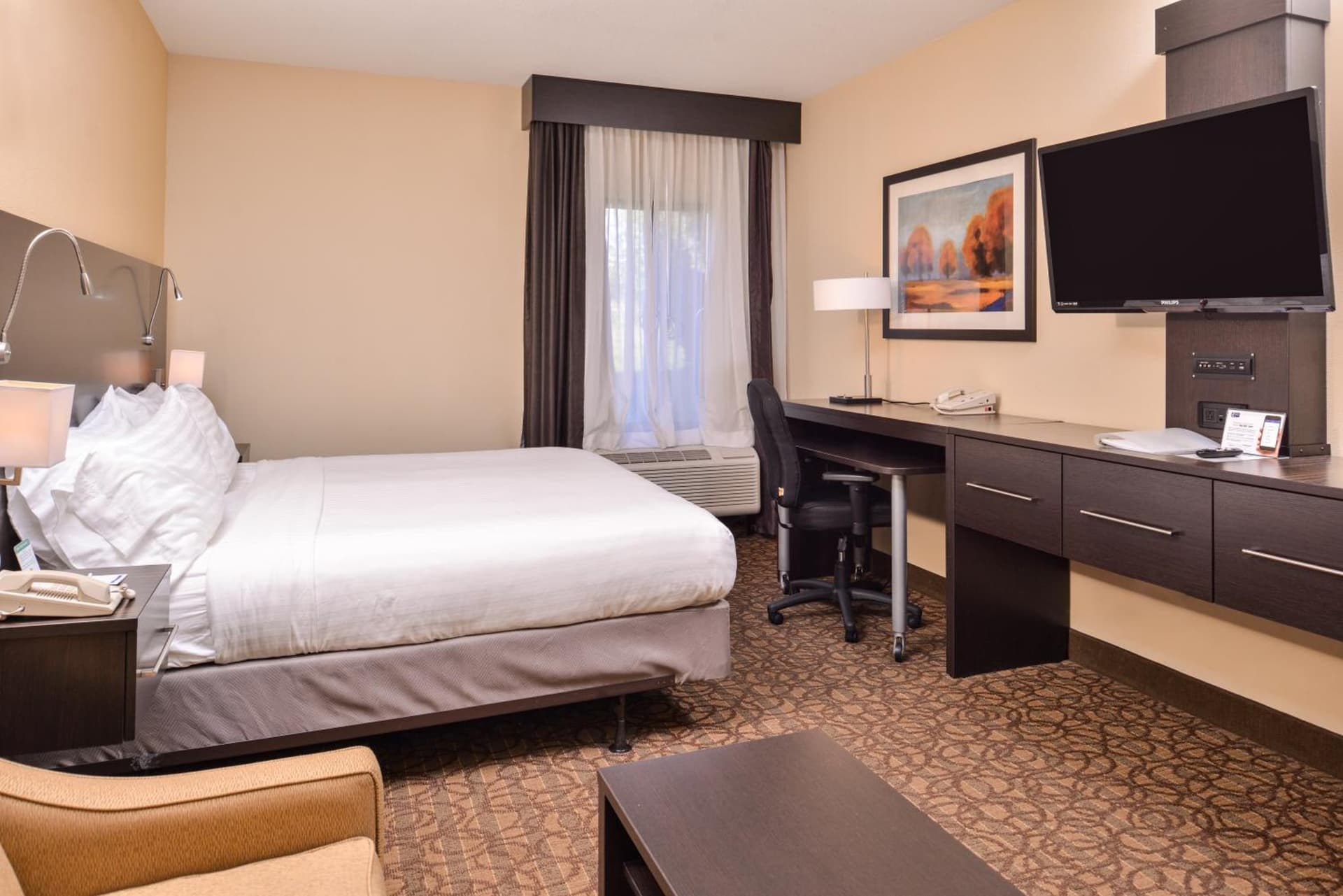 Holiday Inn Express & Suites Topeka West I-70 Wanamaker by IHG gallery photo in Topeka, KS — image 51