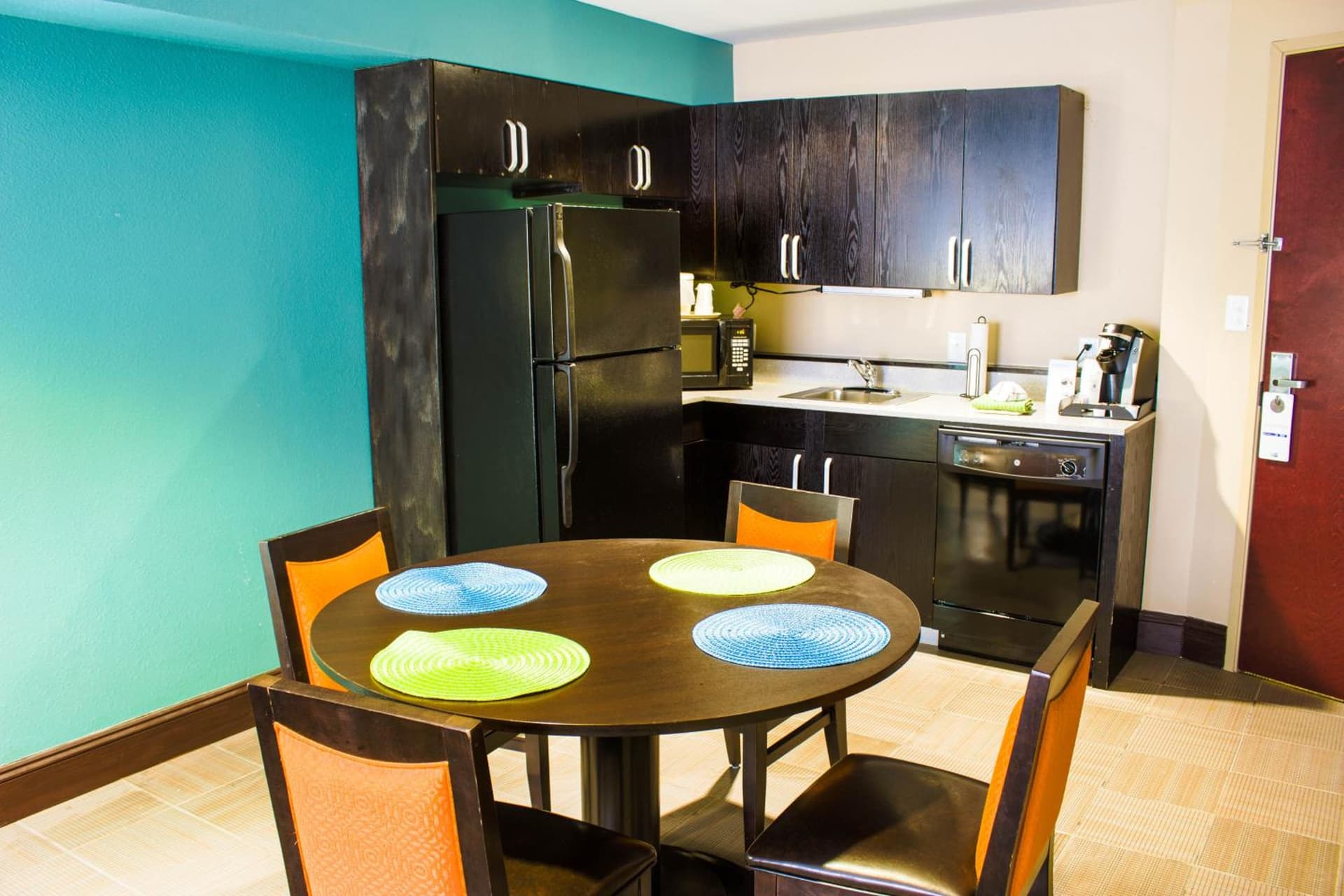 Holiday Inn Express & Suites Havelock Northwest New Bern by IHG gallery photo in Havelock, NC — image 11