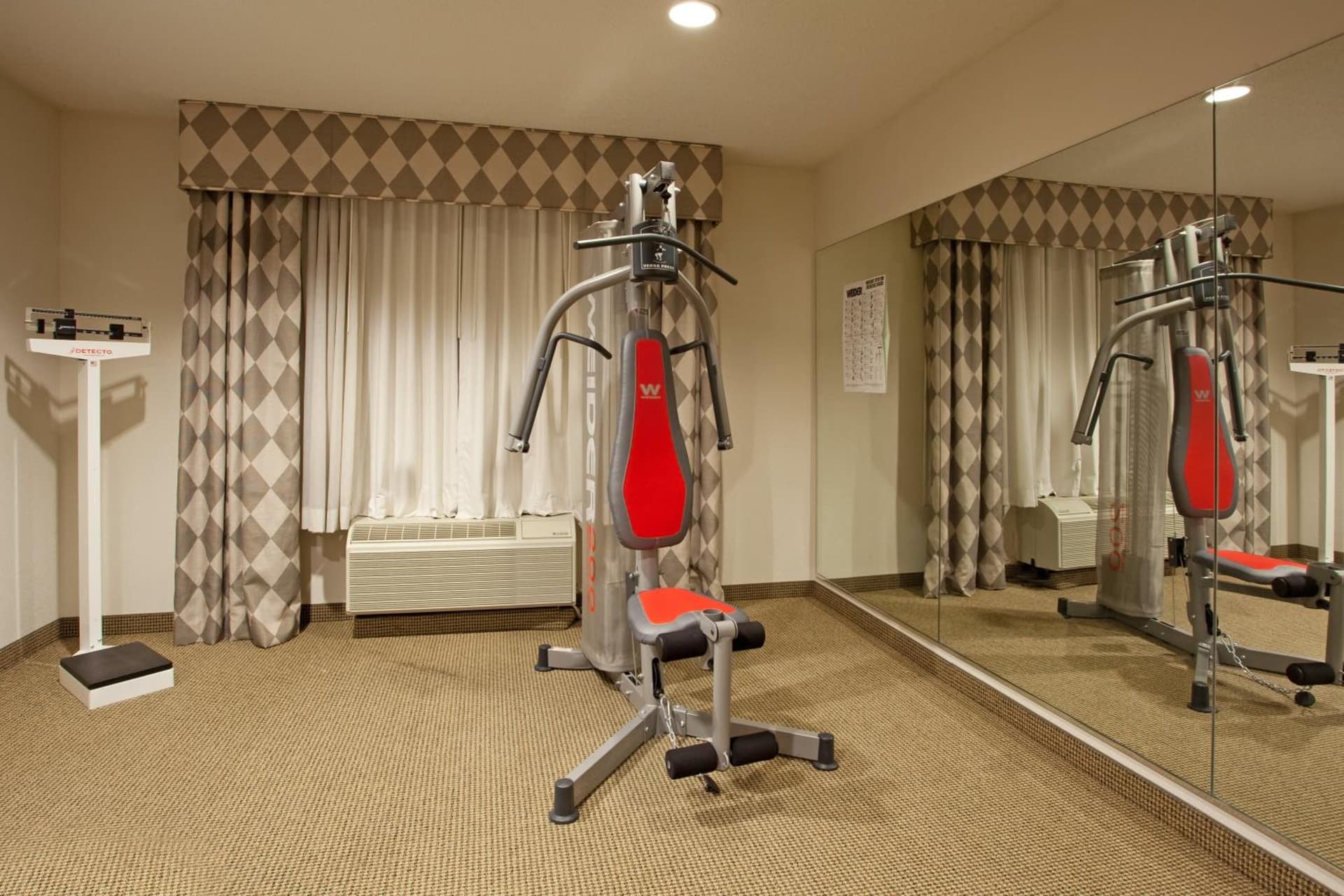 Holiday Inn Express Hotel & Suites Mebane by IHG gallery photo in Mebane, NC — image 7