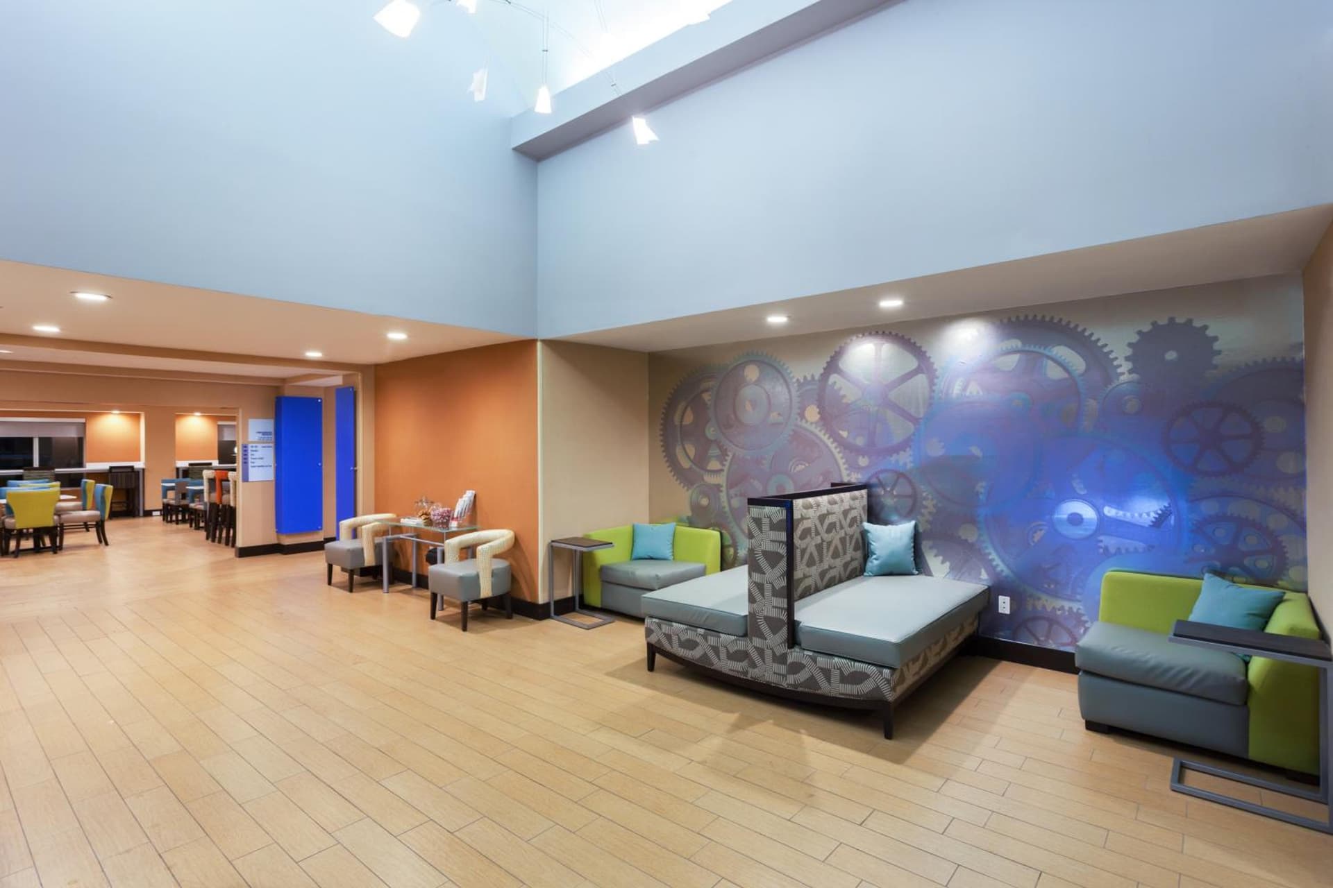 Holiday Inn Express Hotel & Suites Mebane by IHG gallery photo in Mebane, NC — image 23