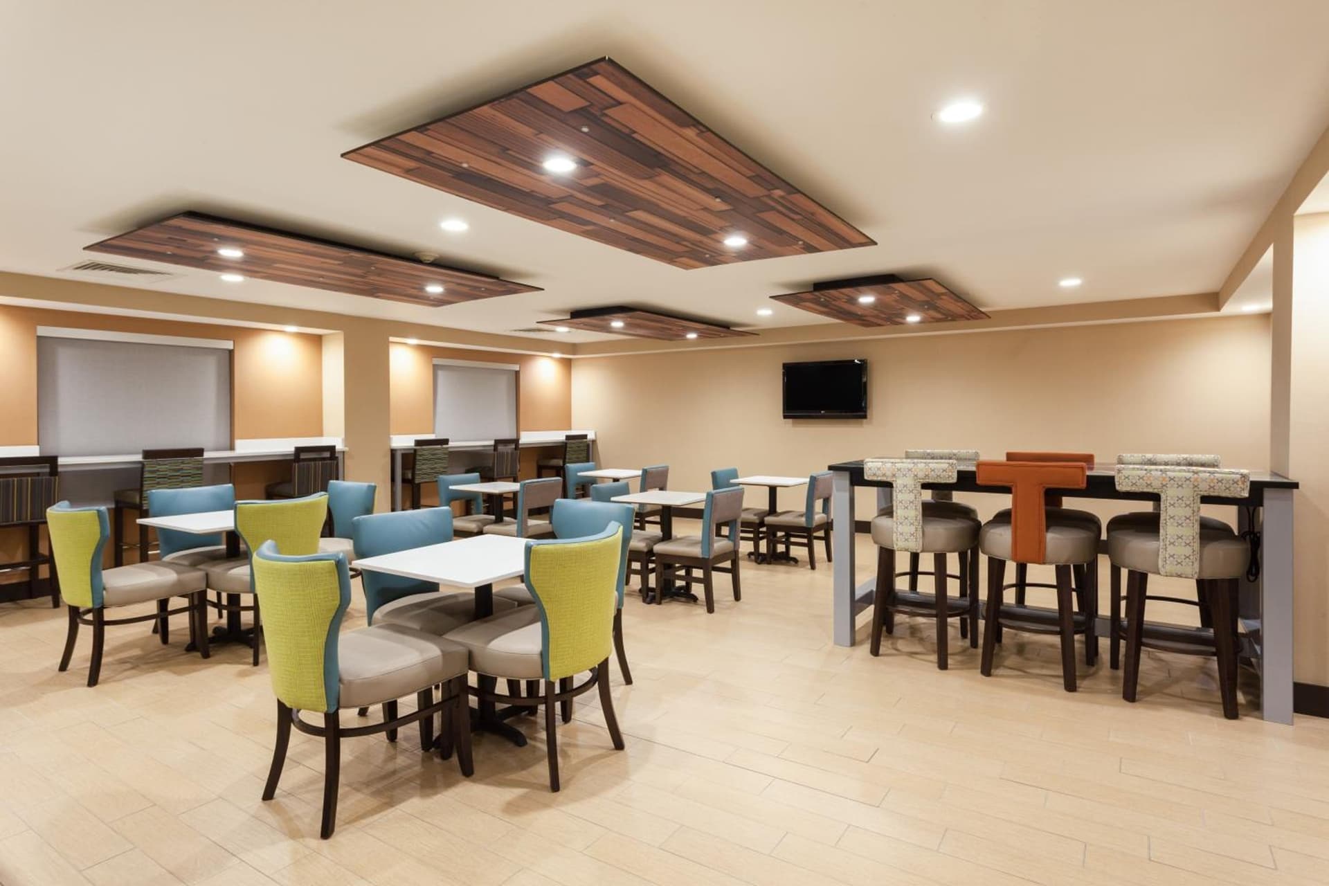 Holiday Inn Express Hotel & Suites Mebane by IHG gallery photo in Mebane, NC — image 47