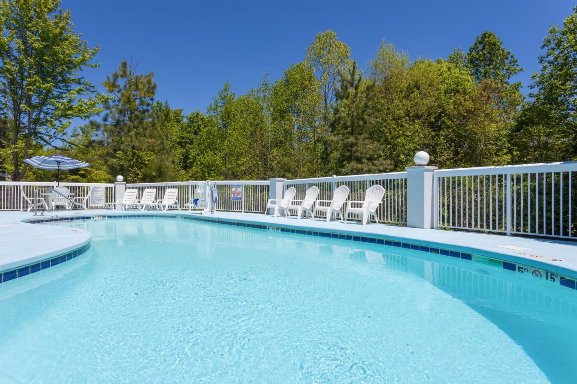 Holiday Inn Express Hotel & Suites Mebane by IHG gallery photo in Mebane, NC — image 13
