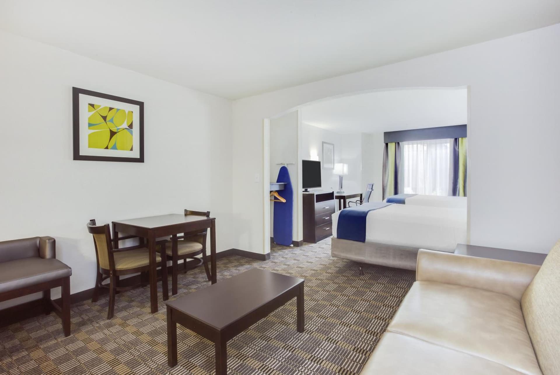 Holiday Inn Express Hotel & Suites Mebane by IHG gallery photo in Mebane, NC — image 42