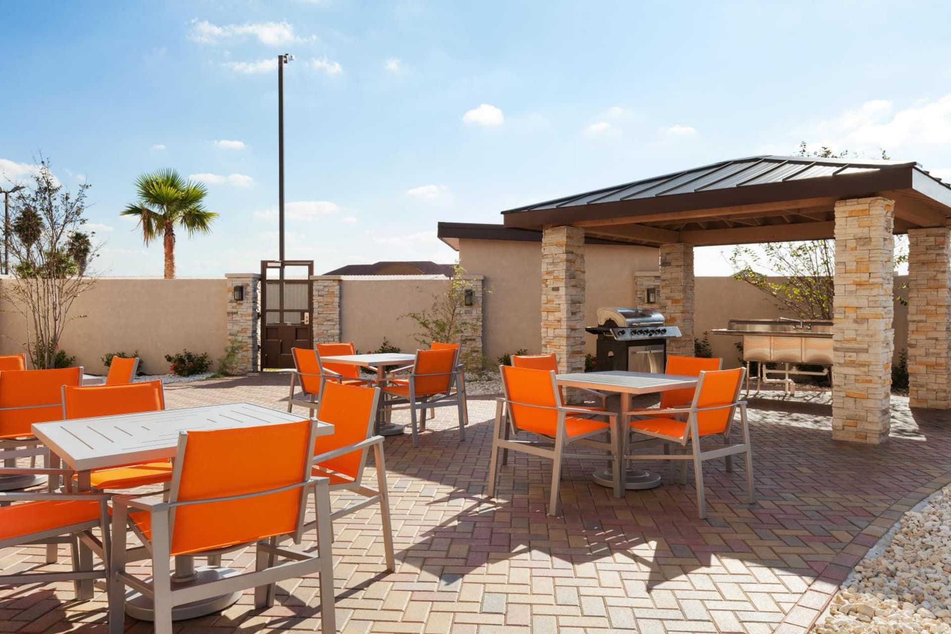 Holiday Inn Express & Suites Edinburg- Mcallen Area by IHG gallery photo in Edinburg, TX — image 4