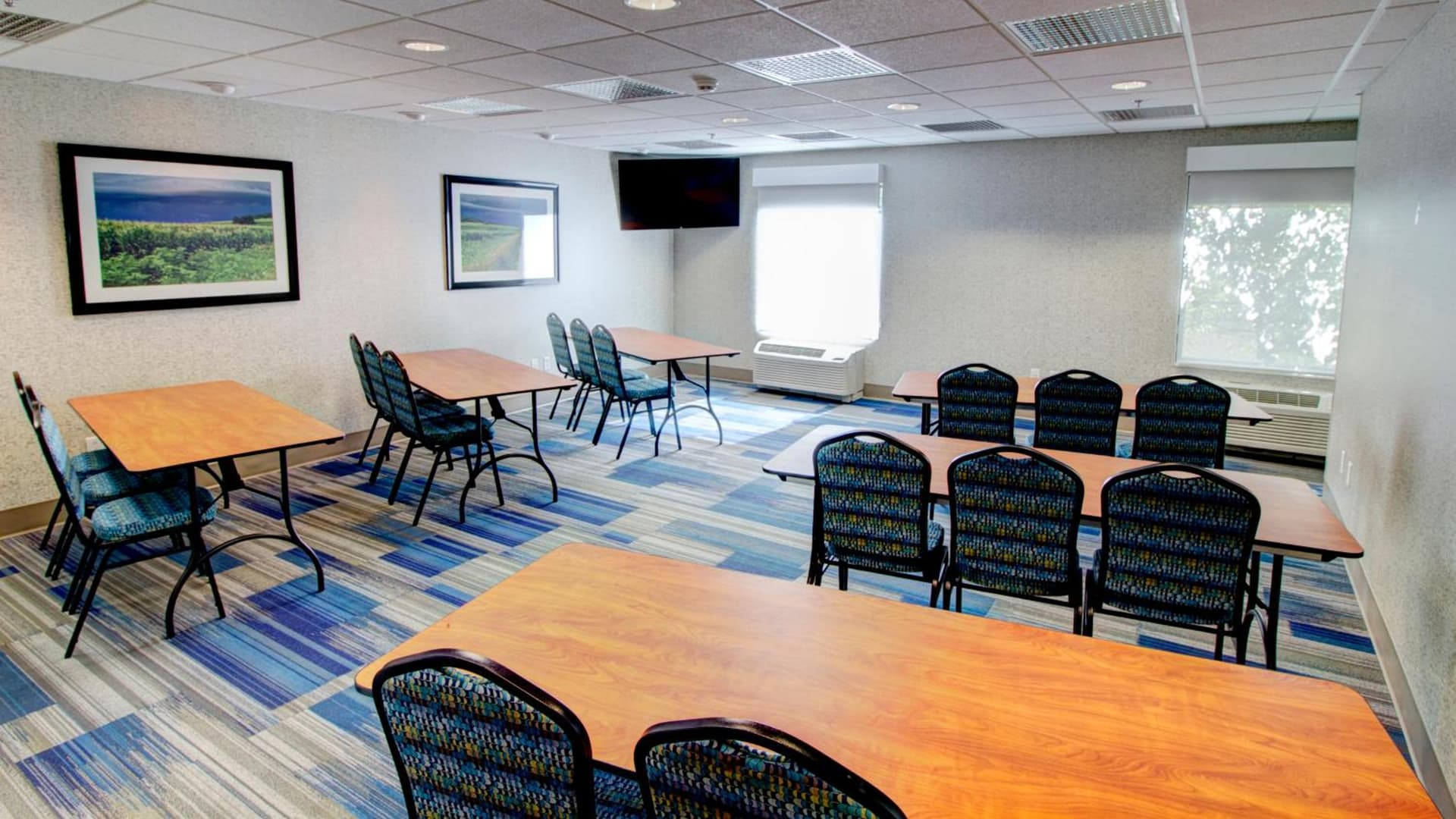 Holiday Inn Express & Suites Sioux City-South by IHG gallery photo in Sioux City, IA — image 82