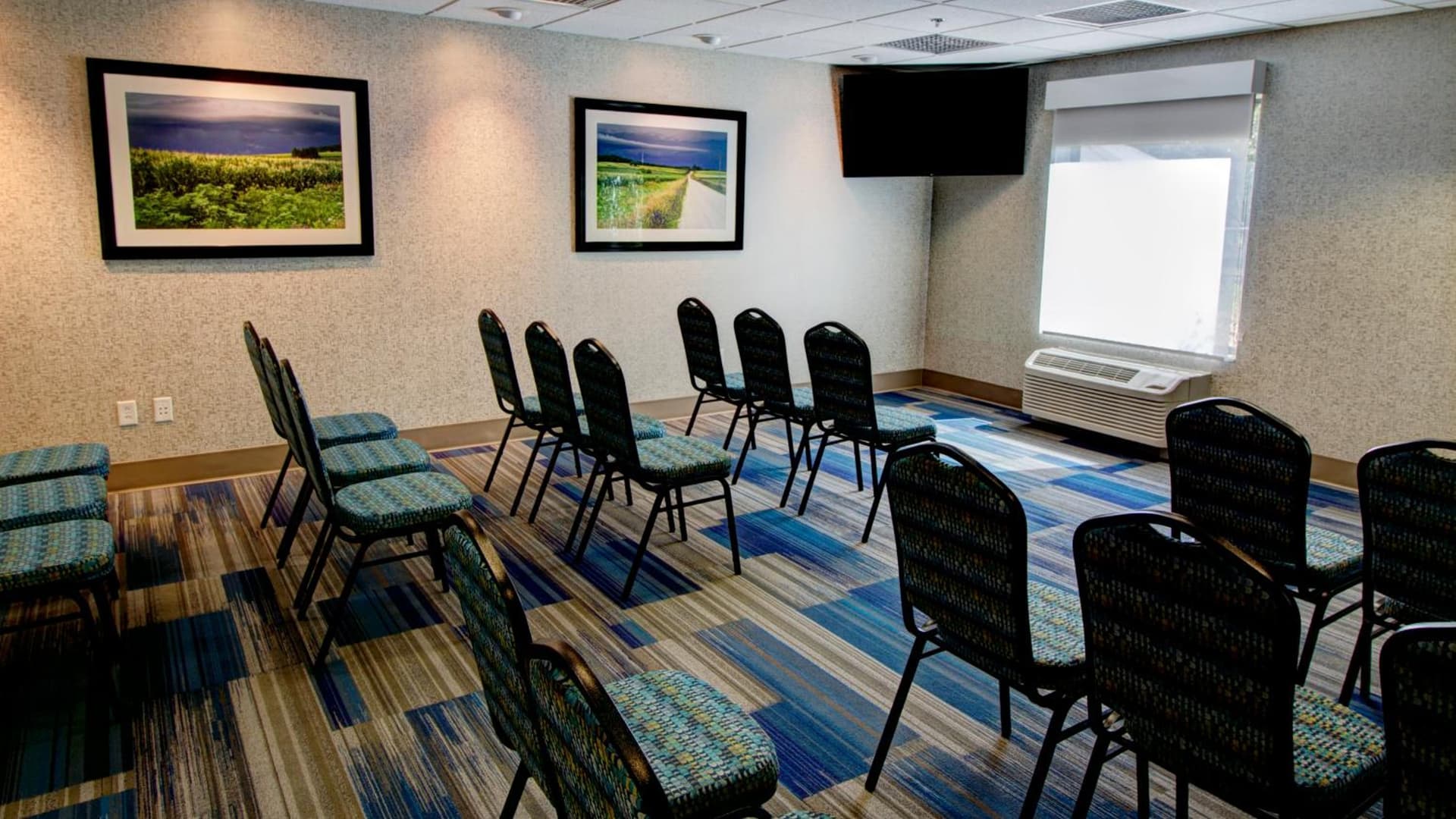 Holiday Inn Express & Suites Sioux City-South by IHG gallery photo in Sioux City, IA — image 61
