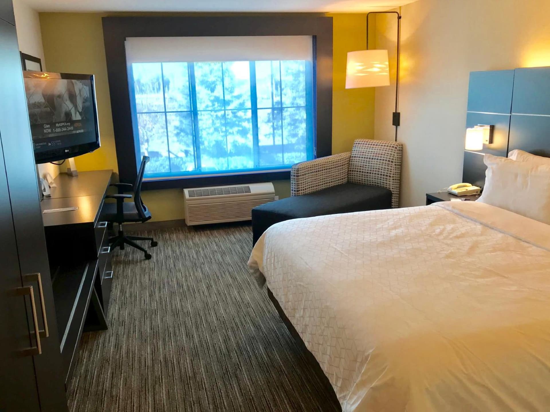Holiday Inn Express & Suites Tracy by IHG gallery photo in Tracy, CA — image 4
