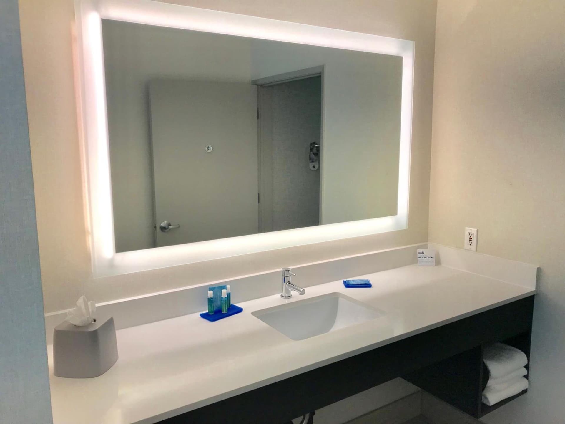 Holiday Inn Express & Suites Tracy by IHG gallery photo in Tracy, CA — image 31