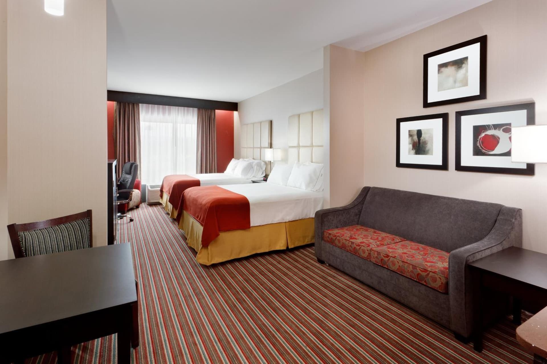Holiday Inn Express & Suites Northeast by IHG gallery photo in York, PA — image 25