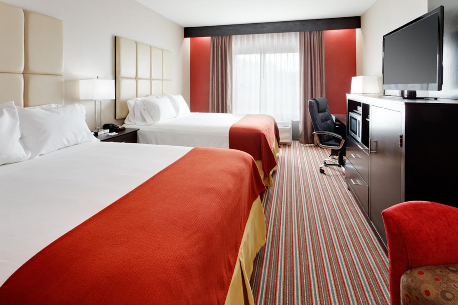 Holiday Inn Express & Suites Northeast by IHG gallery photo in York, PA — image 27