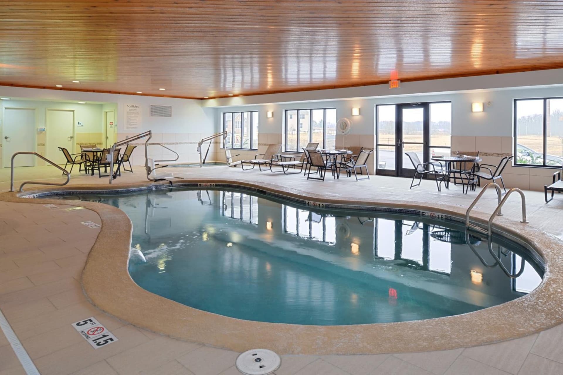 Holiday Inn Express & Suites Greenfield by IHG gallery photo in Greenfield, IN — image 18