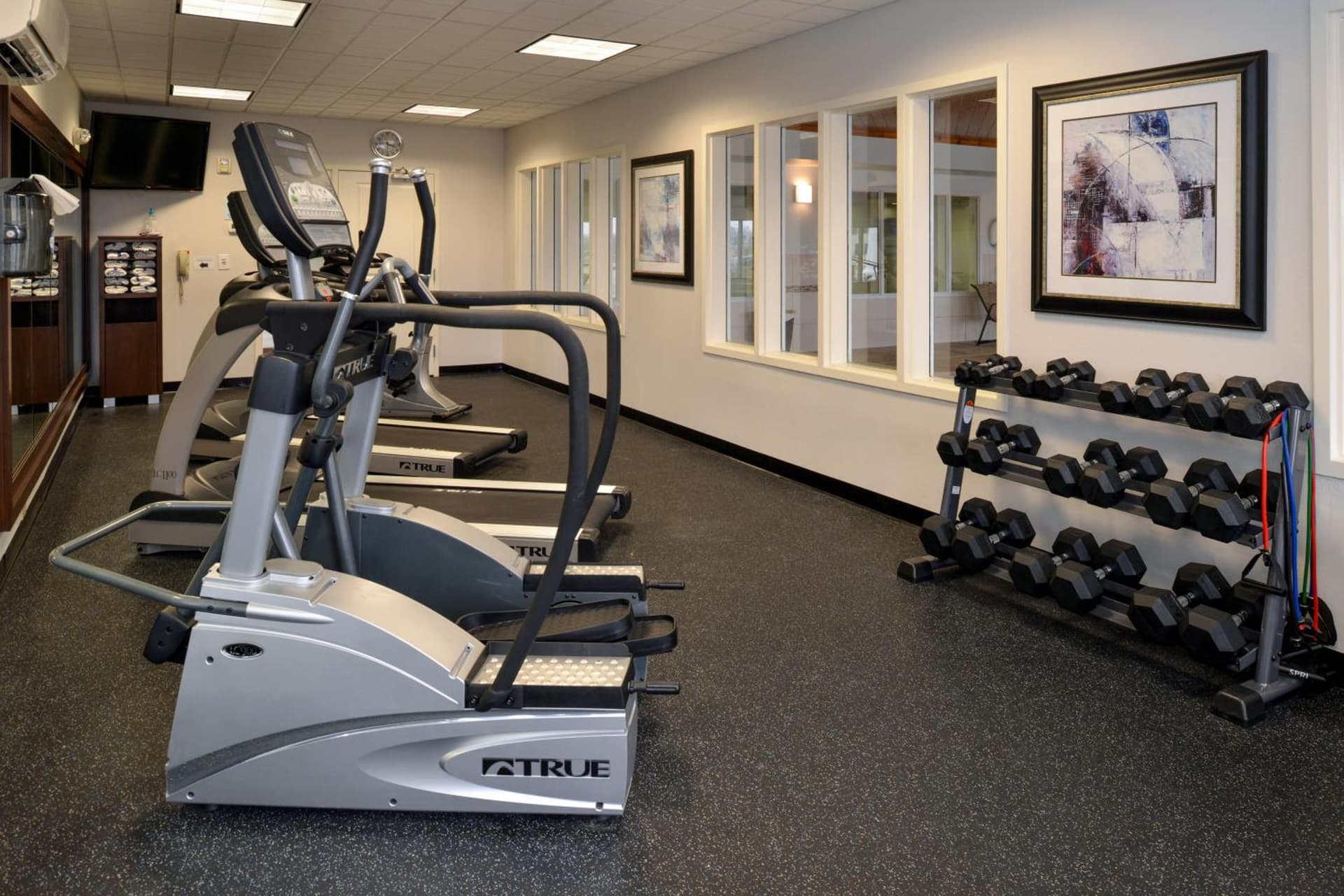 Holiday Inn Express & Suites Greenfield by IHG gallery photo in Greenfield, IN — image 35