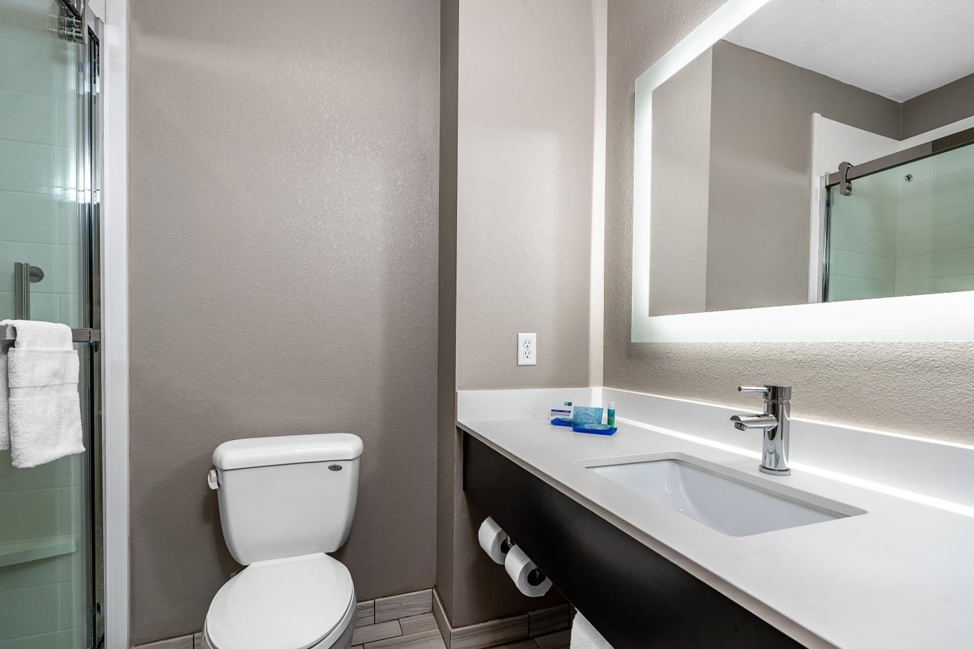Holiday Inn Express Hotel & Suites Kilgore North by IHG gallery photo in Kilgore, TX — image 15