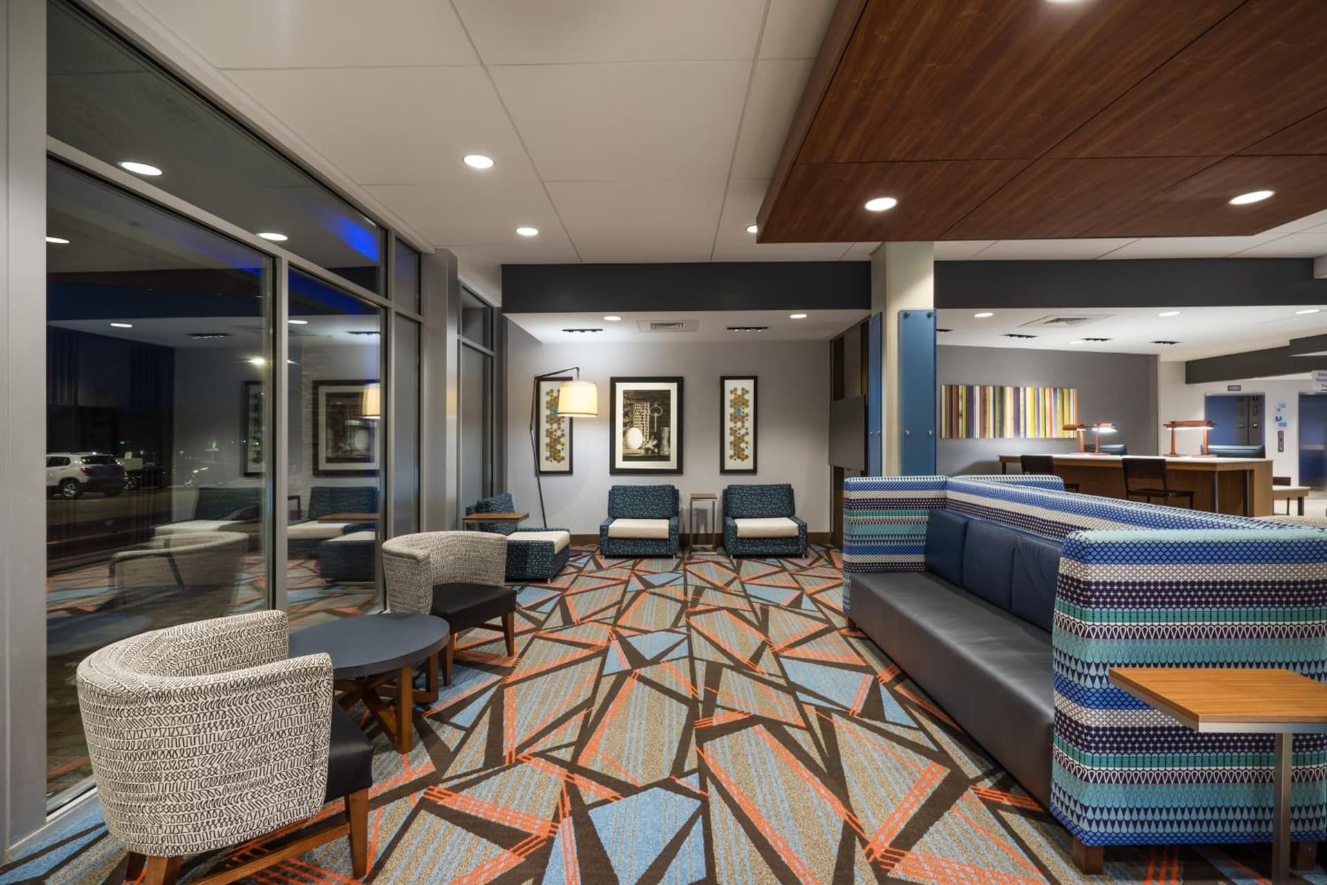 Holiday Inn Express & Suites Greenville SE - Simpsonville by IHG property views in Simpsonville, SC — gallery photo 3