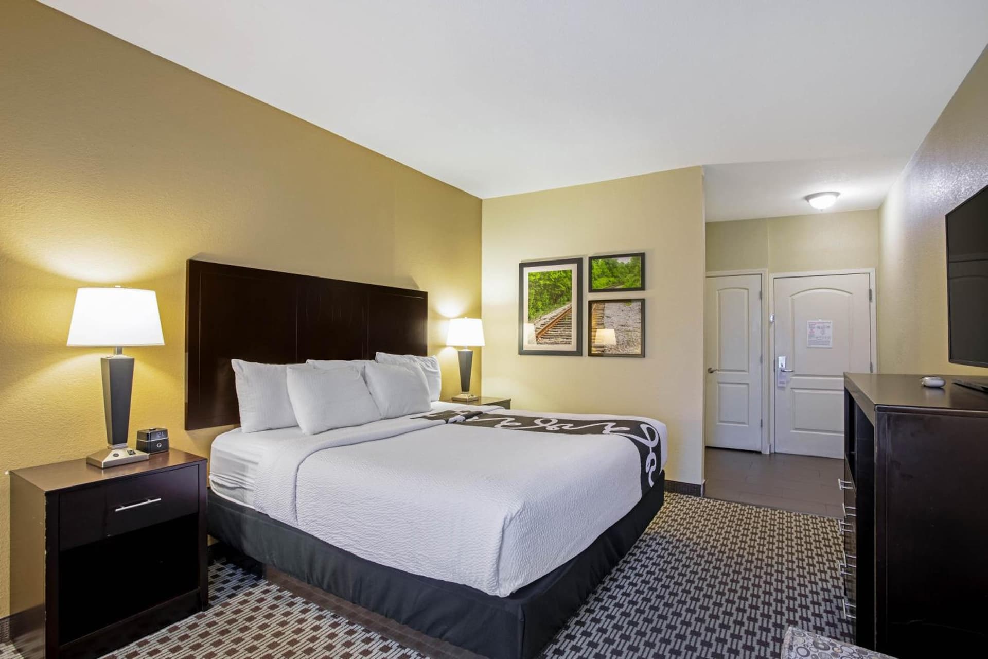 La Quinta by Wyndham Lexington South / Hamburg gallery photo in Lexington, KY — image 27