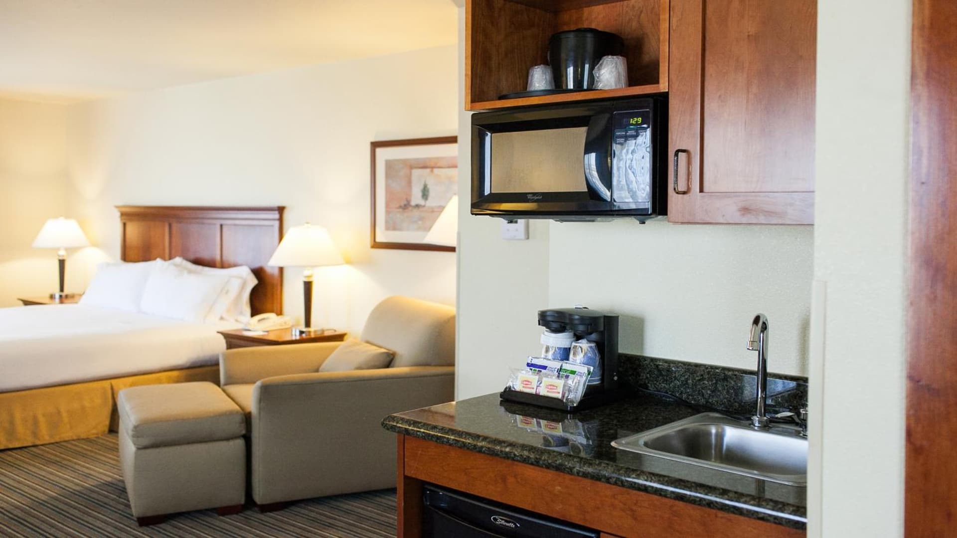 Holiday Inn Express Turlock by IHG gallery photo in Turlock, CA — image 39