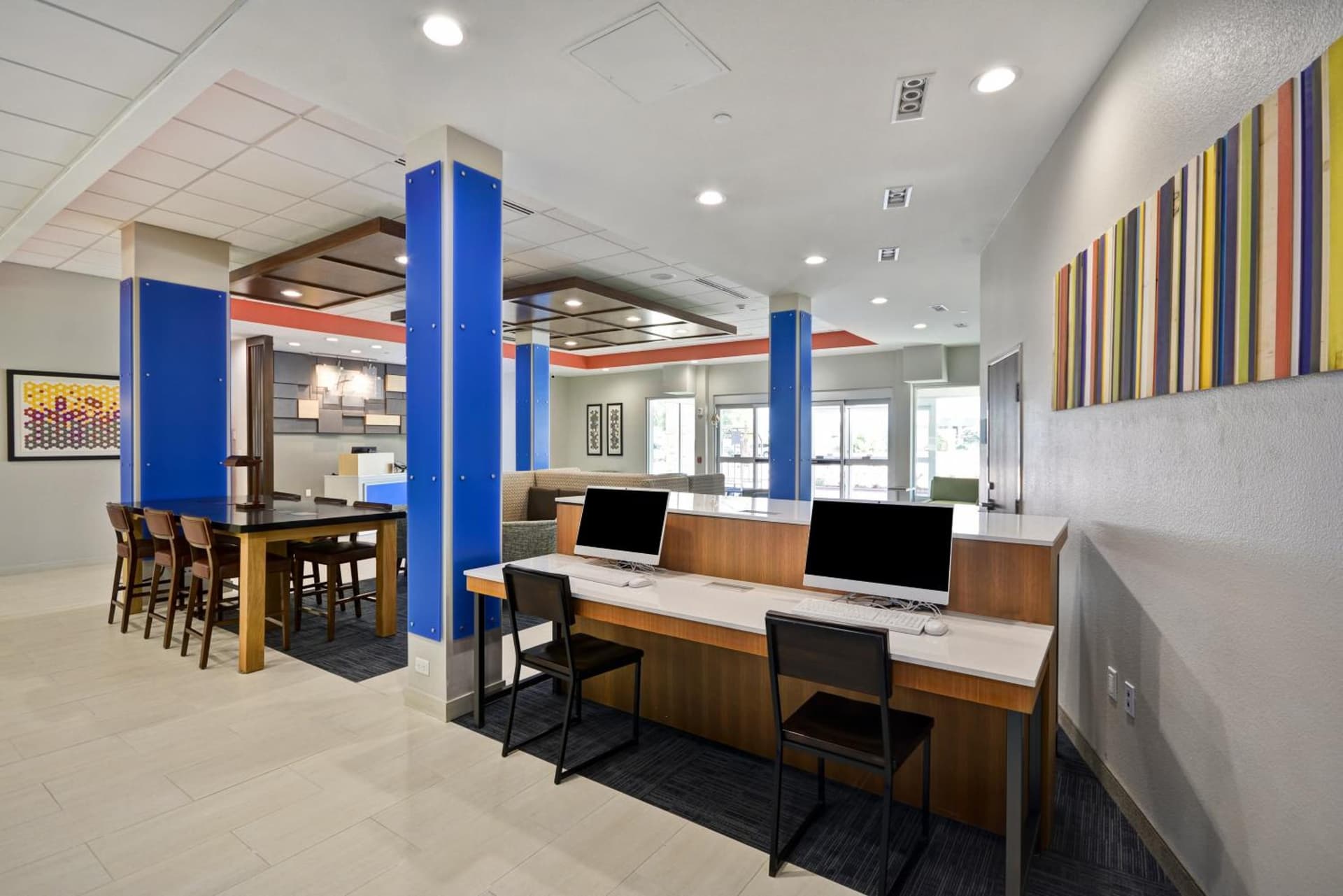 Holiday Inn Express & Suites - Houston NASA - Boardwalk Area by IHG gallery photo in Seabrook, TX — image 5