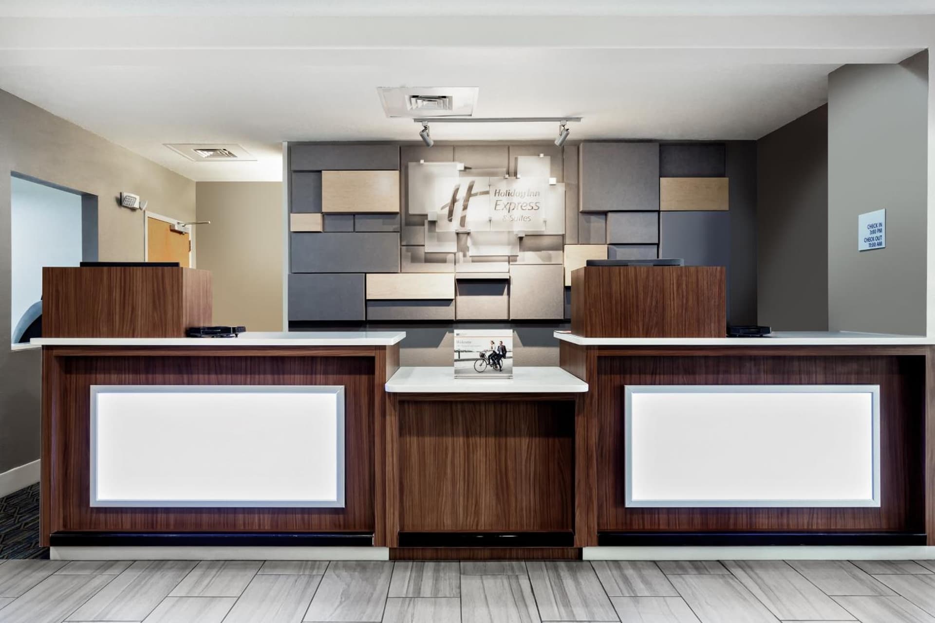 Holiday Inn Express Hotel & Suites Inverness by IHG gallery photo in Lecanto, FL — image 10