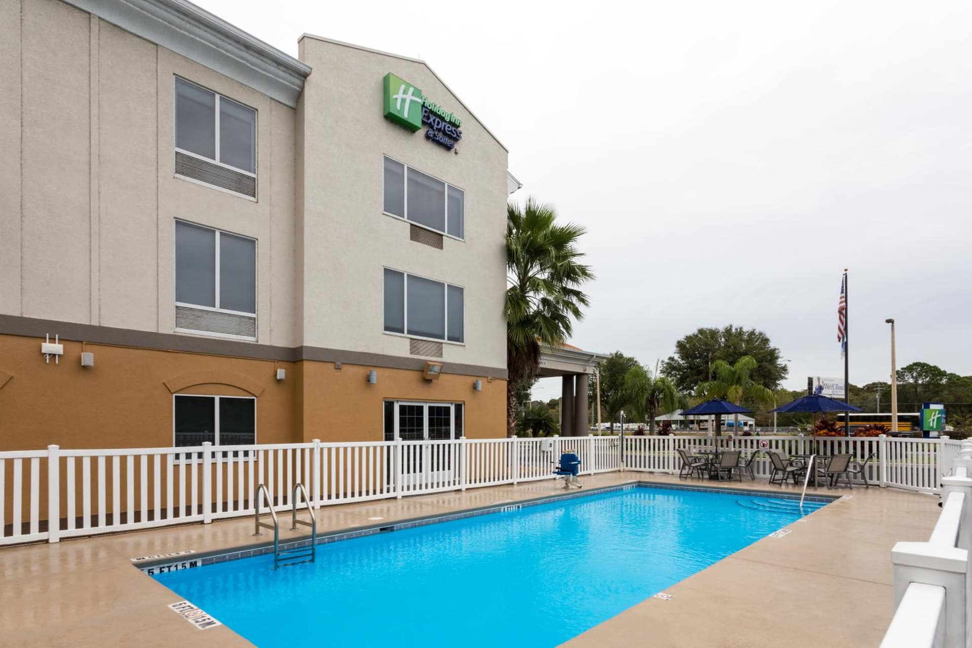 Holiday Inn Express & Suites Tavares by IHG gallery photo in Tavares, FL — image 22