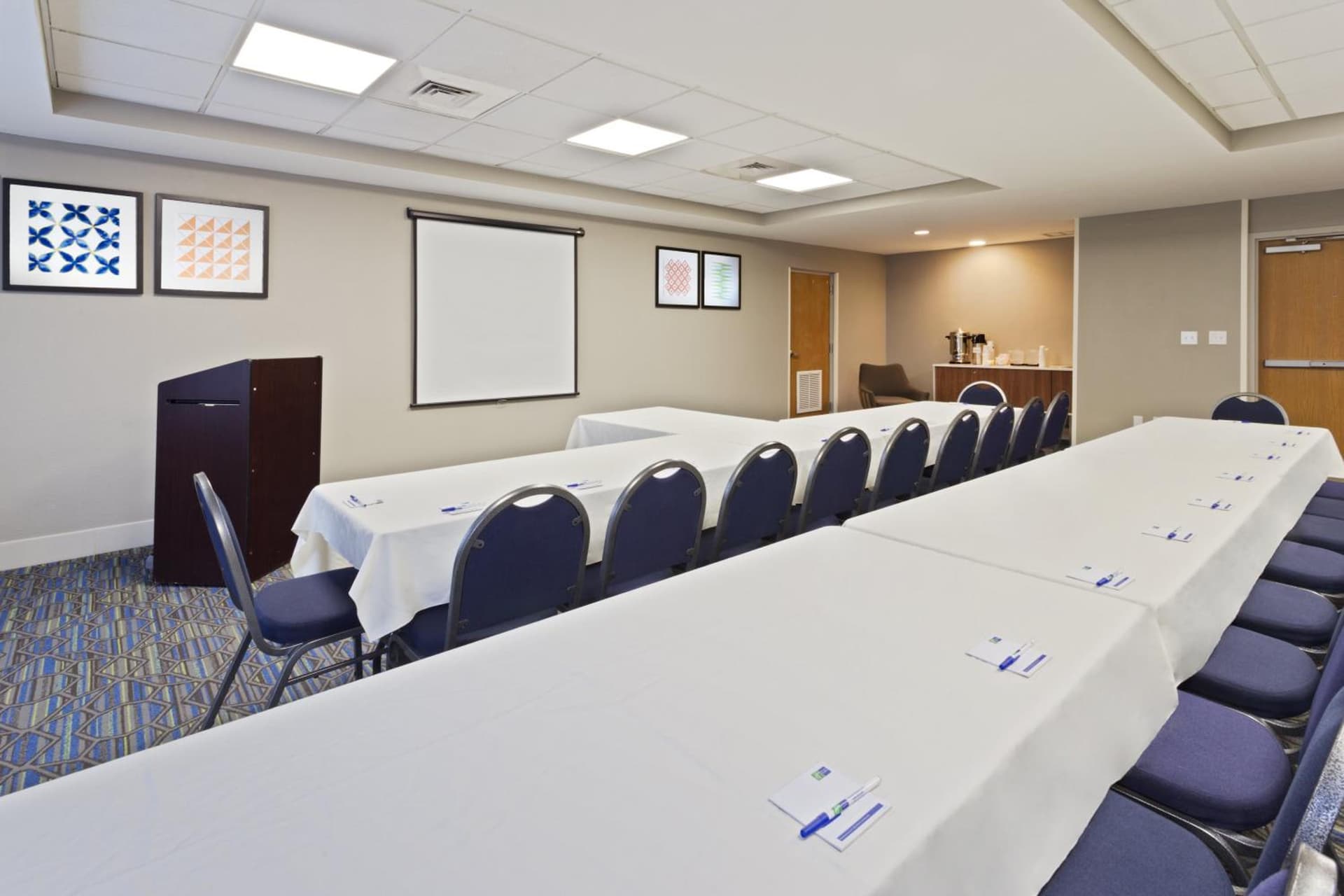 Holiday Inn Express & Suites Tavares by IHG gallery photo in Tavares, FL — image 13
