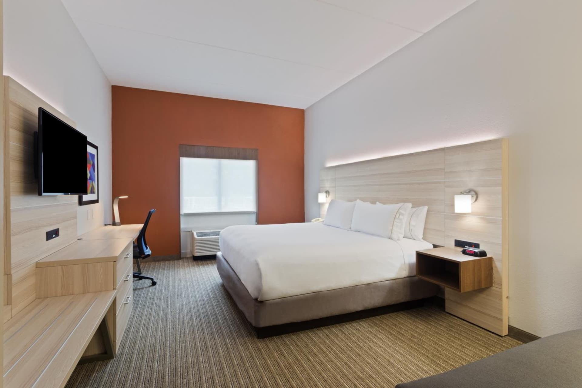 Holiday Inn Express & Suites Tavares by IHG gallery photo in Tavares, FL — image 41