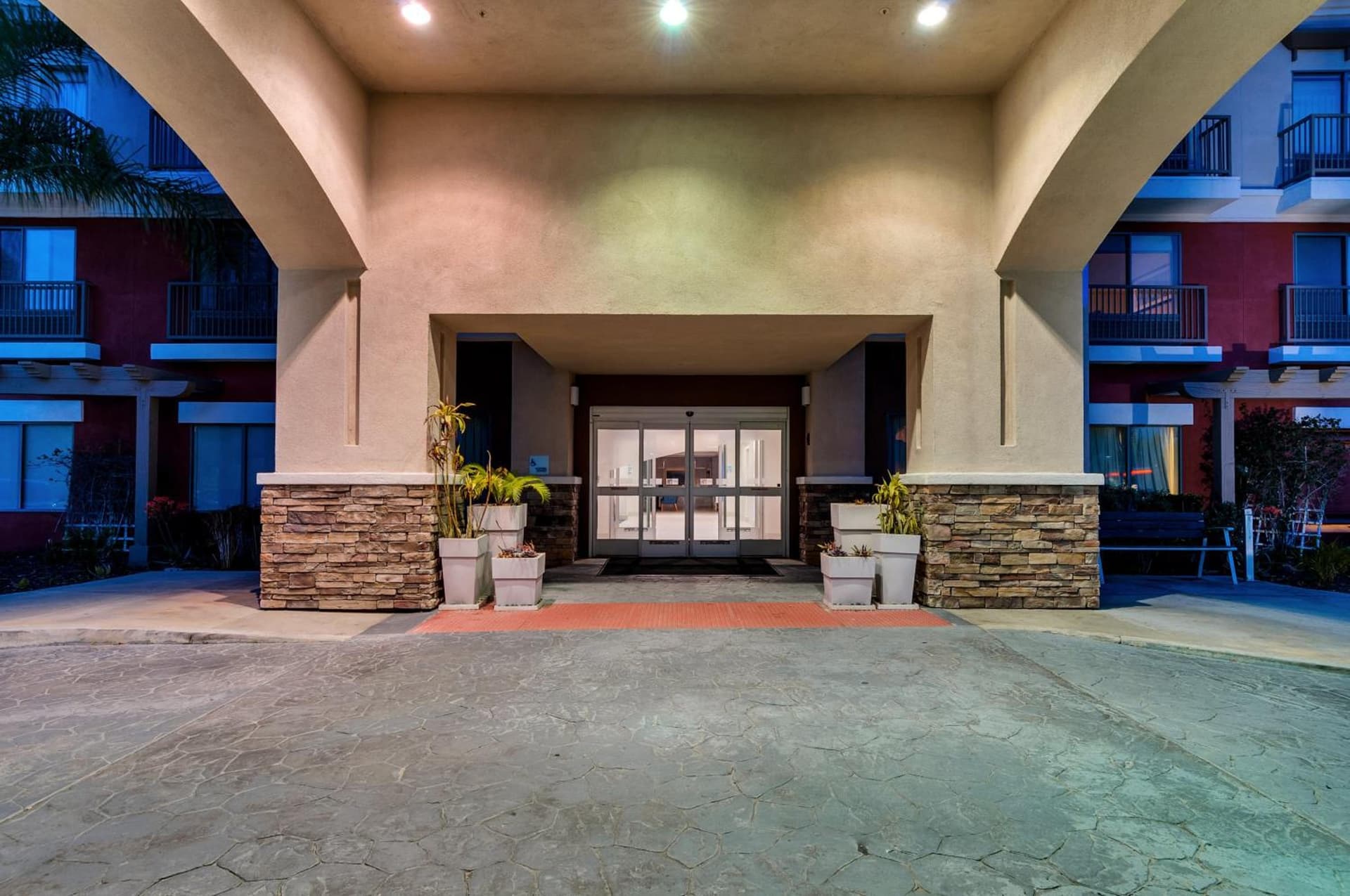 Holiday Inn Express Hotel & Suites Lake Elsinore by IHG gallery photo in Lake Elsinore, CA — image 31