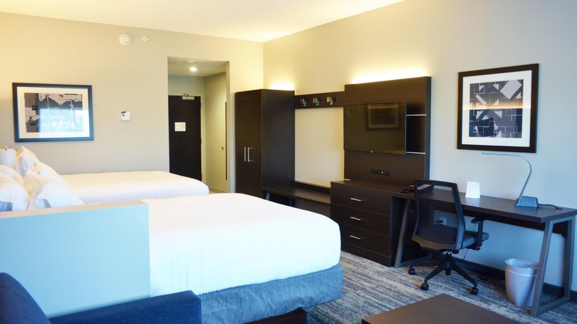 Holiday Inn Express & Suites - Jacksonville W - I295 and I10 by IHG gallery photo in Jacksonville, FL — image 36