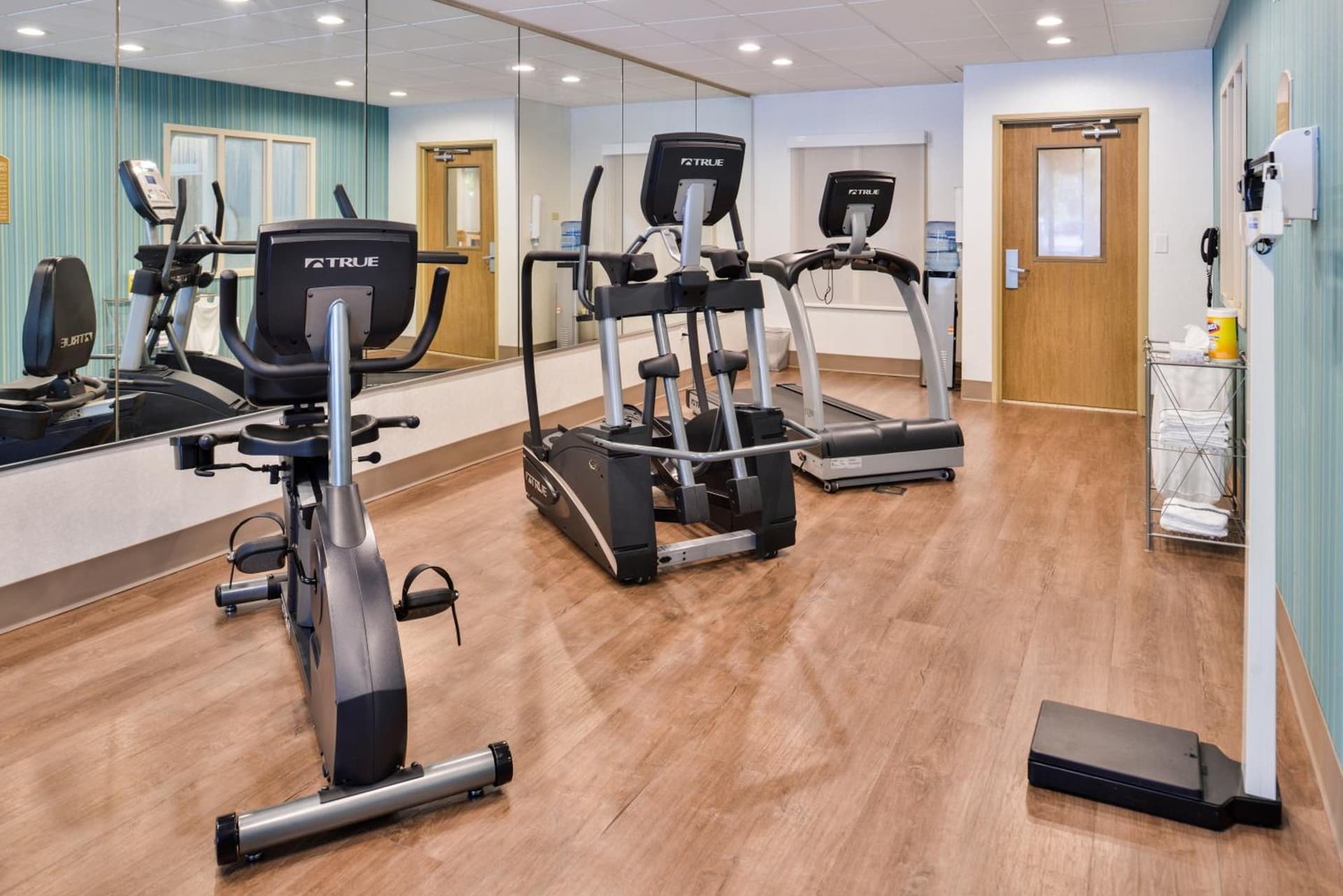 Holiday Inn Express & Suites Lacey - Olympia by IHG gallery photo in Lacey, WA — image 33