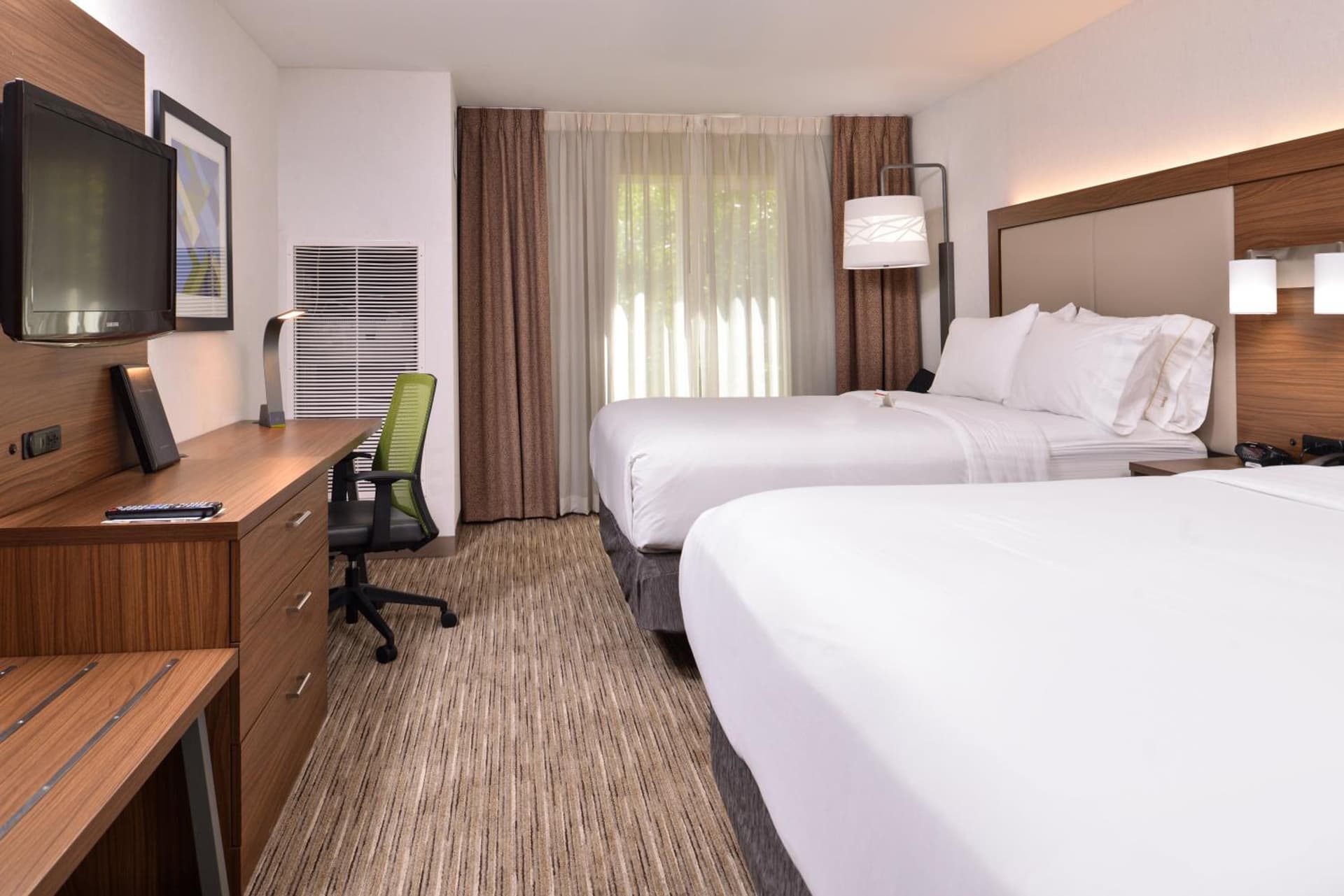 Holiday Inn Express & Suites Lacey - Olympia by IHG gallery photo in Lacey, WA — image 11