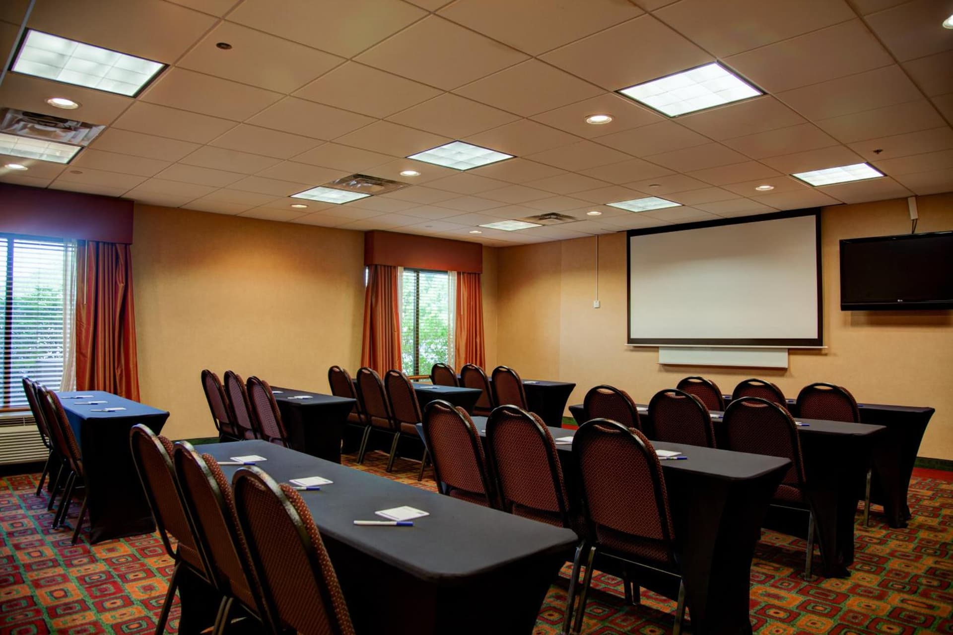 Country Inn & Suites by Radisson, Tyler University Area gallery photo in Tyler, TX — image 37