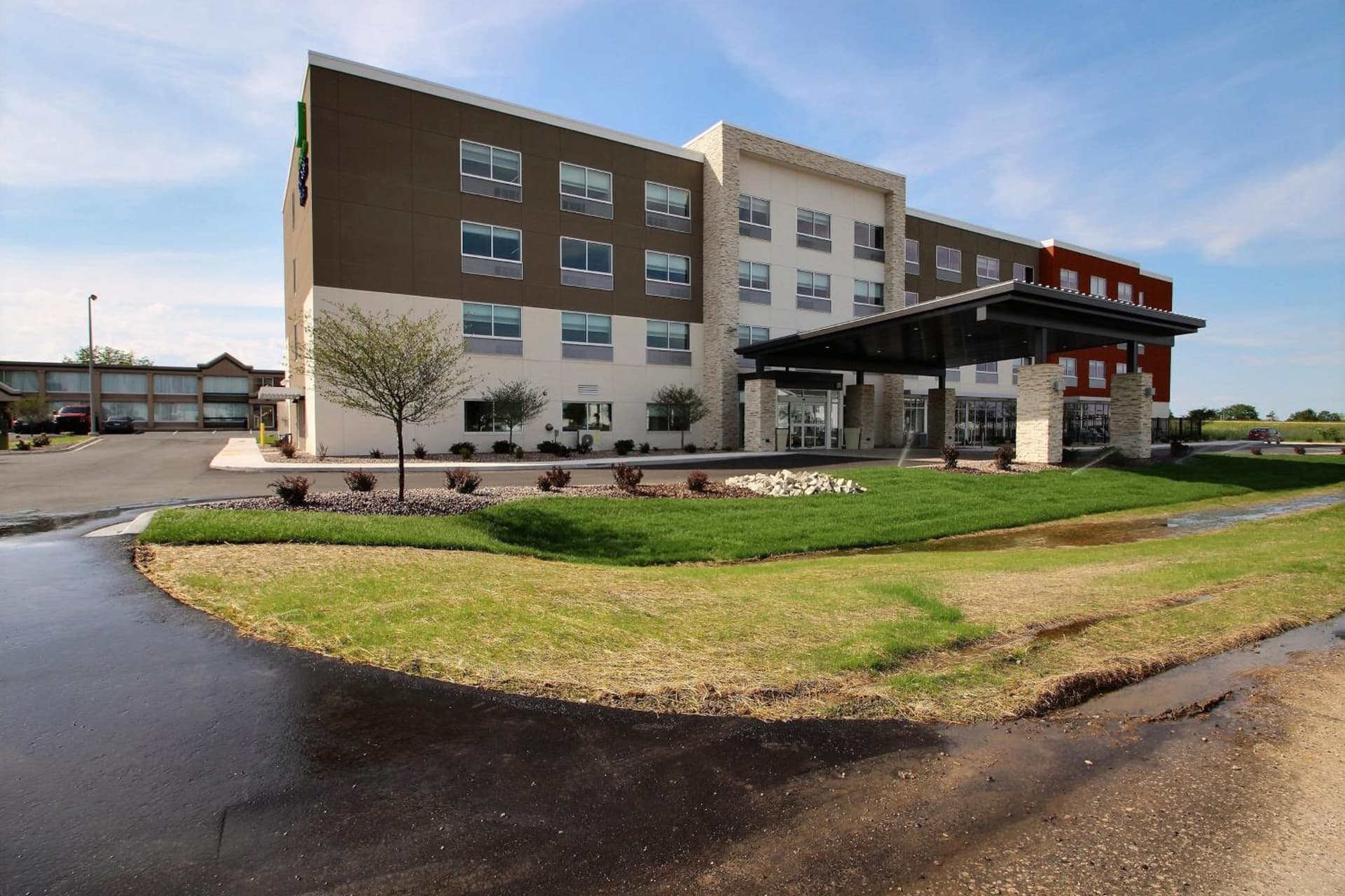 Holiday Inn Express & Suites Fond Du Lac by IHG featured exterior or lobby in Fond du Lac, WI — similar hotel