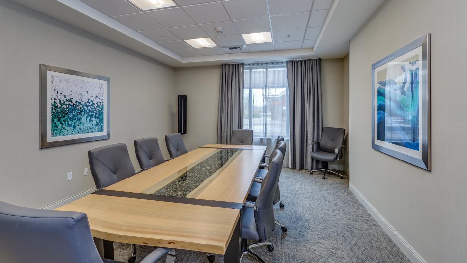 Holiday Inn & Suites Bellingham by IHG gallery photo in Bellingham, WA — image 94