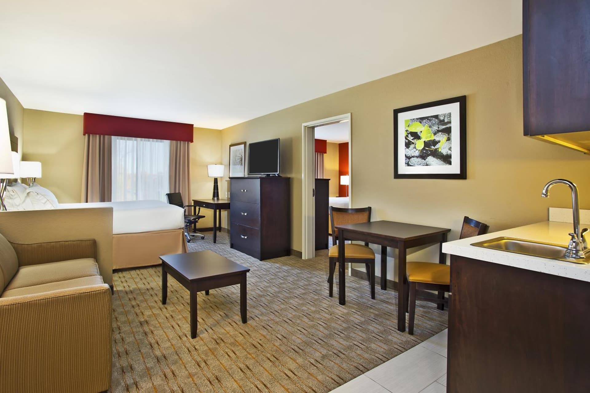 Holiday Inn Express & Suites Springfield by IHG gallery photo in Springfield, OH — image 9
