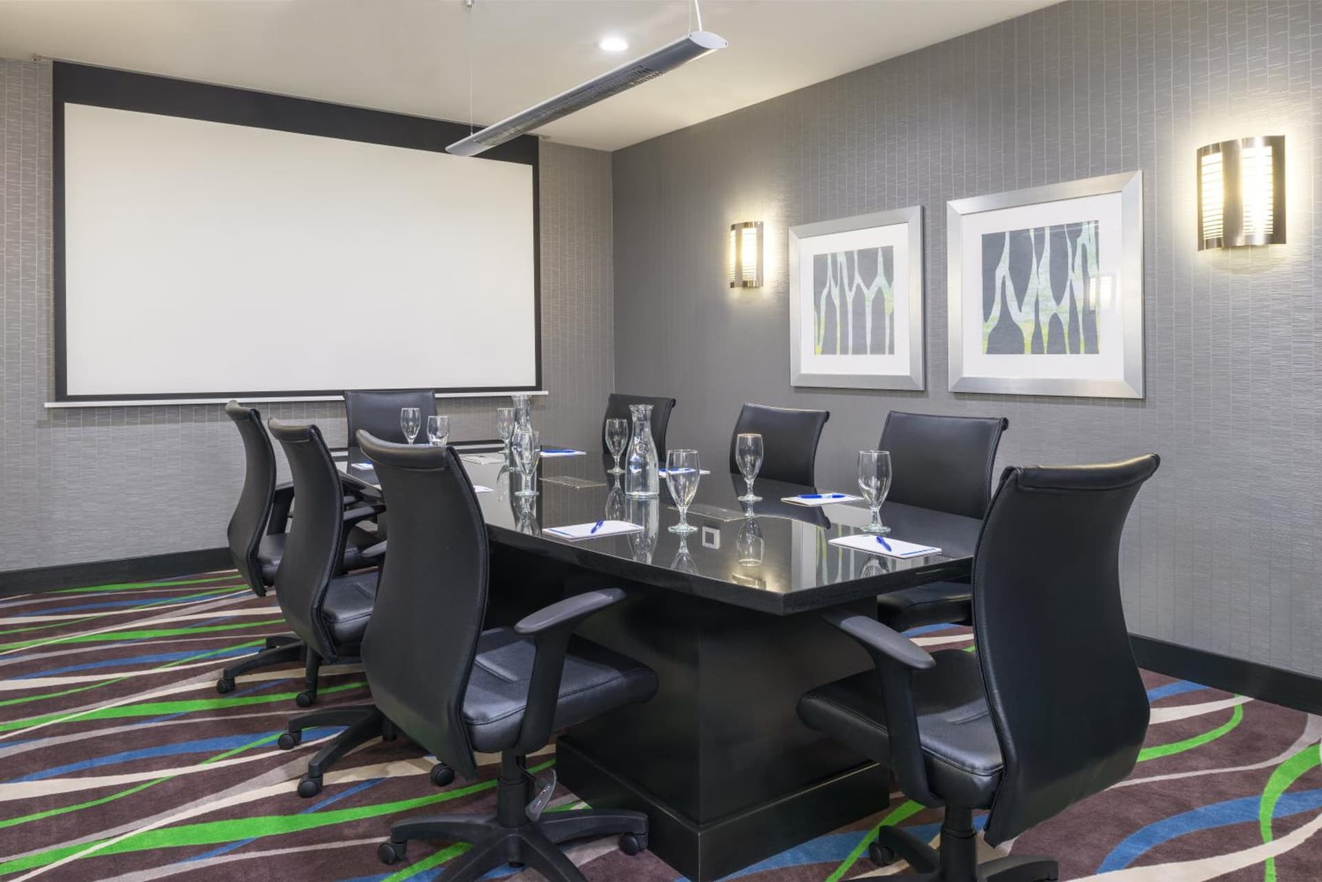 Holiday Inn Express and Suites Norman by IHG gallery photo in Norman, OK — image 20