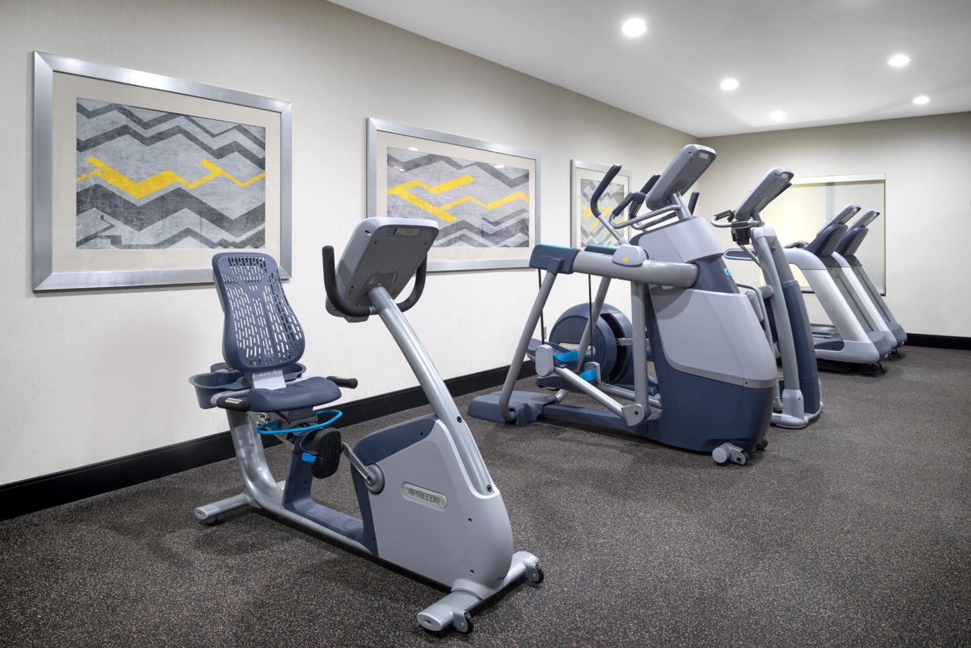 Holiday Inn Express and Suites Norman by IHG gallery photo in Norman, OK — image 24