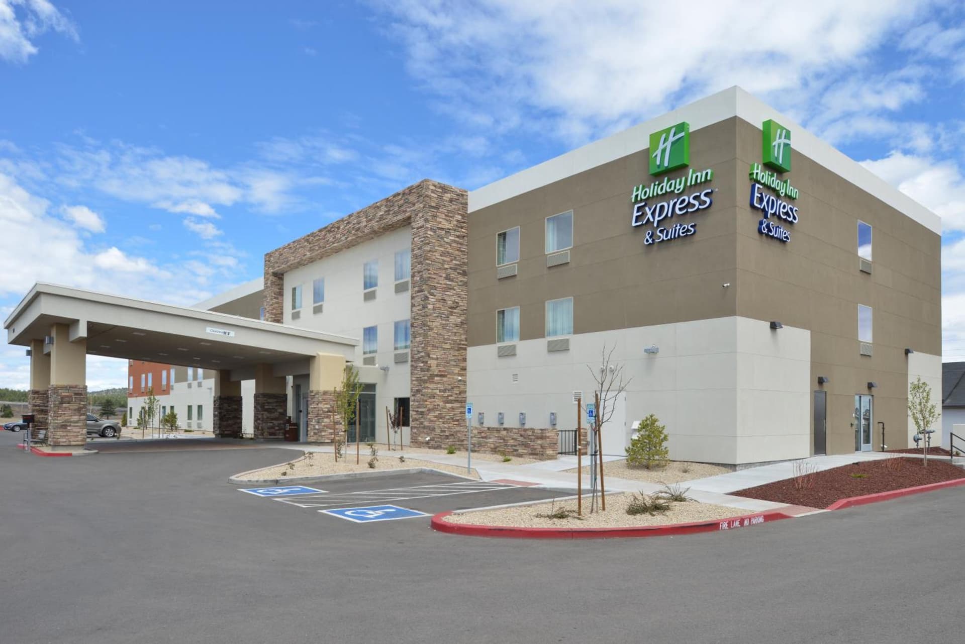 Holiday Inn Express & Suites Williams by IHG featured exterior or lobby in Williams, AZ — similar hotel