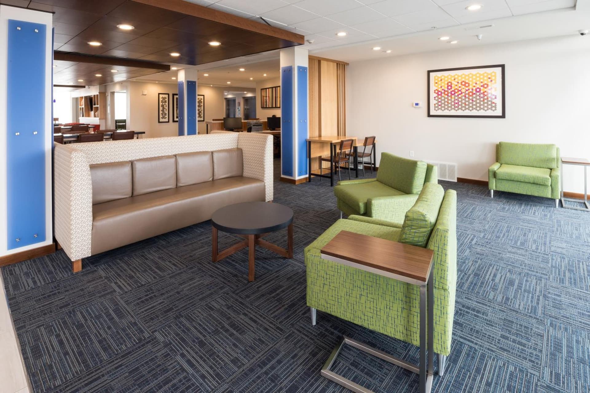 Holiday Inn Express & Suites - Auburn by IHG gallery photo in Auburn, IN — image 12
