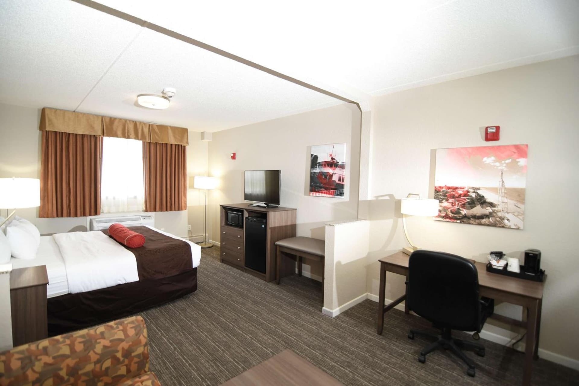 Best Western Plus Sandusky Hotel & Suites gallery photo in Sandusky, OH — image 45