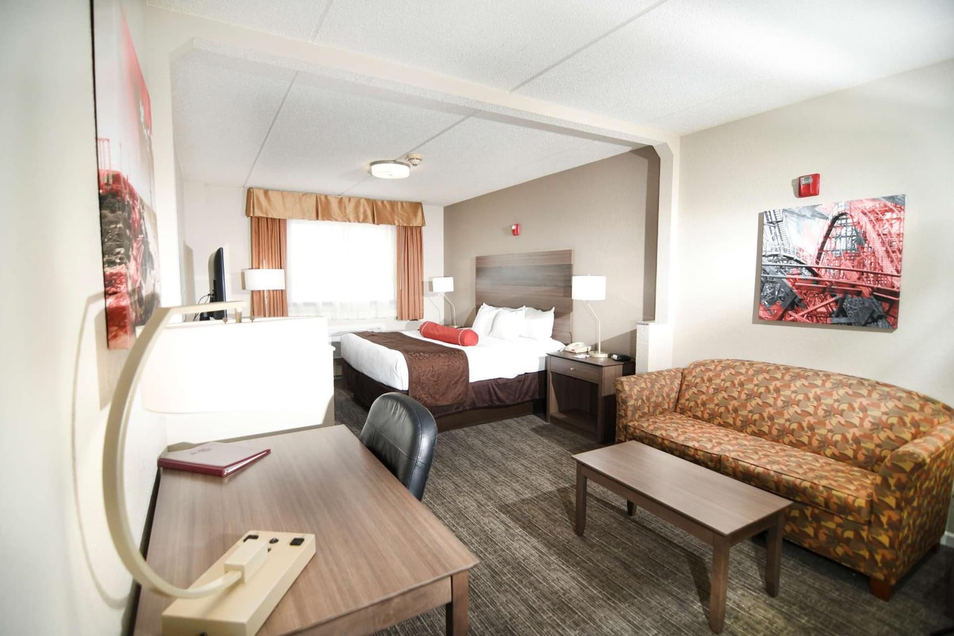 Best Western Plus Sandusky Hotel & Suites gallery photo in Sandusky, OH — image 64