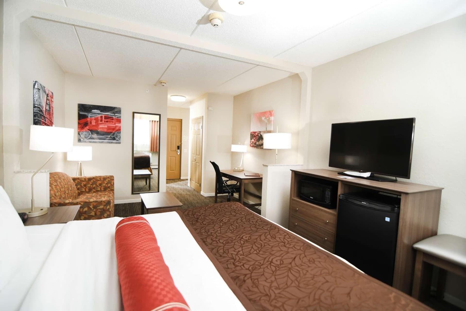 Best Western Plus Sandusky Hotel & Suites gallery photo in Sandusky, OH — image 51
